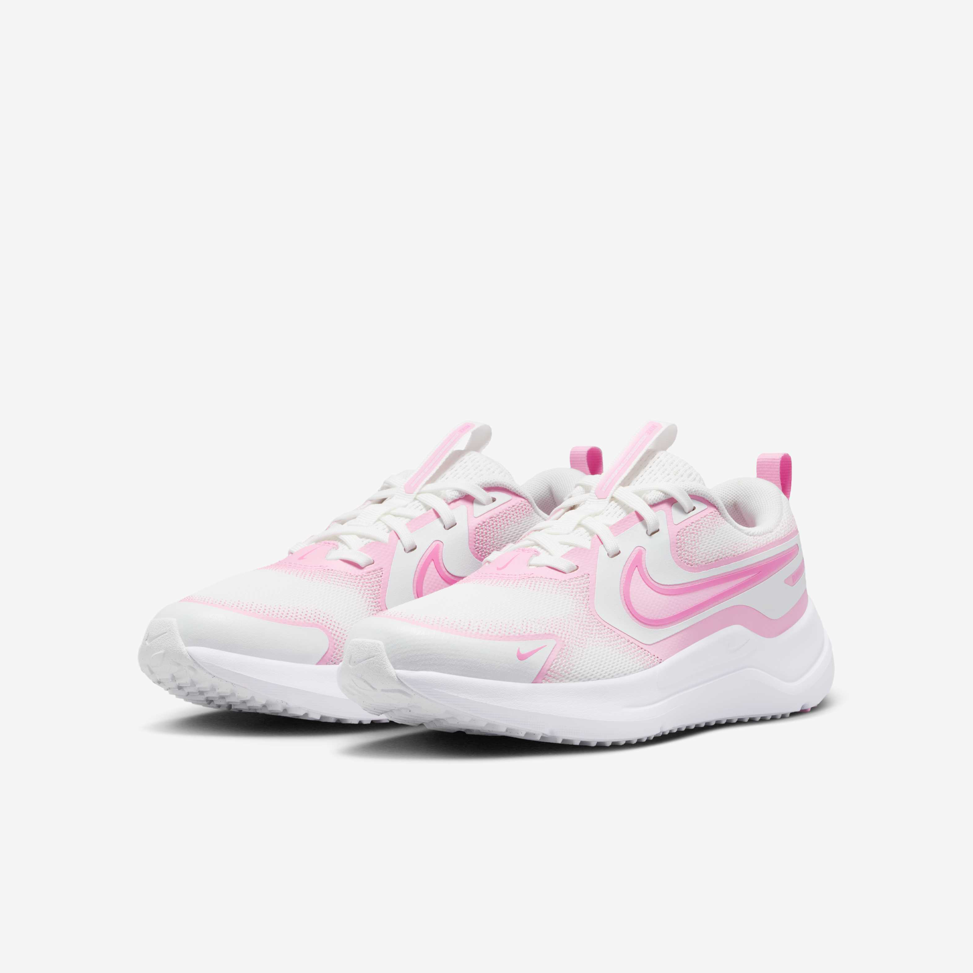 Nike Cosmic Runner image number 4