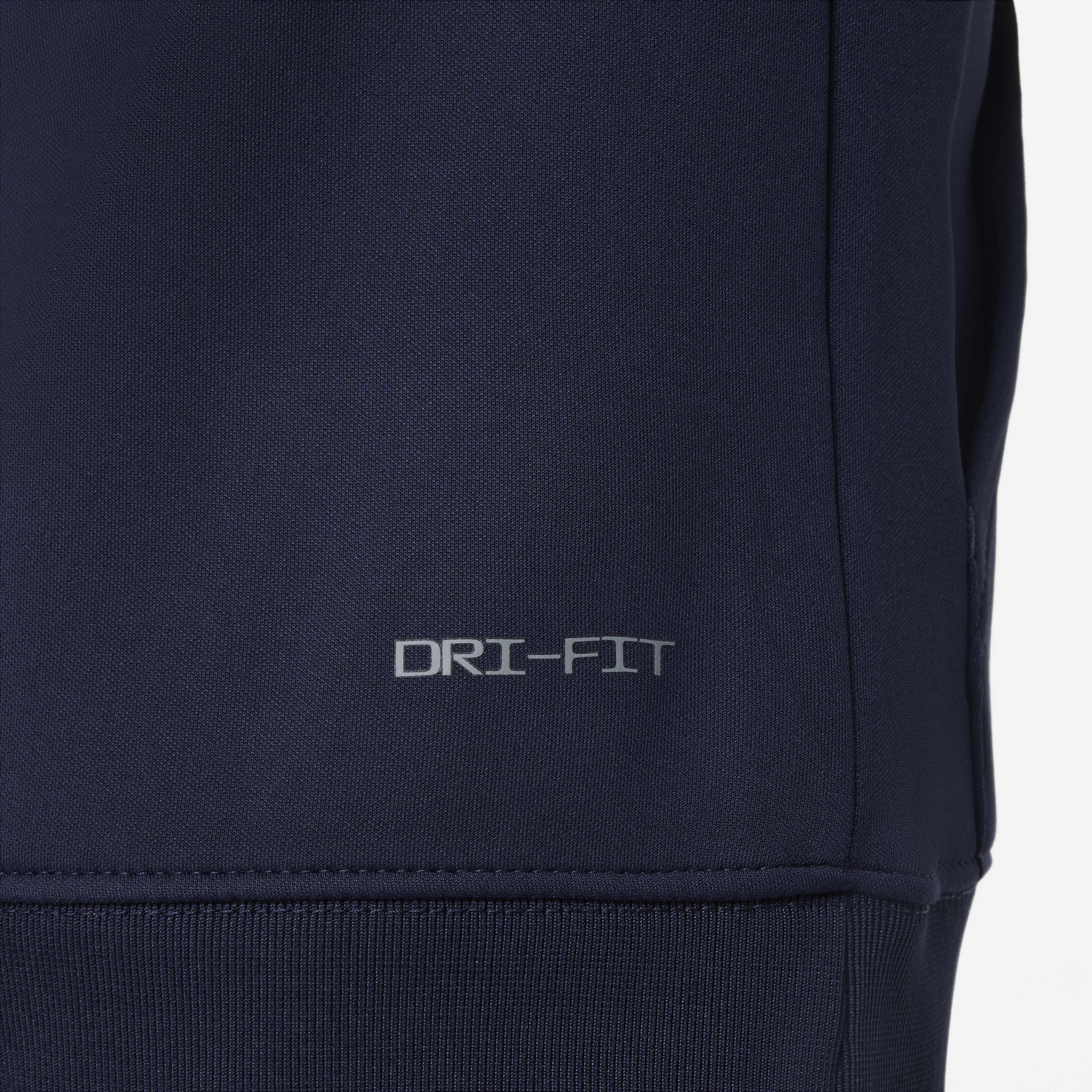 Nike Sportswear Repeat image number 4