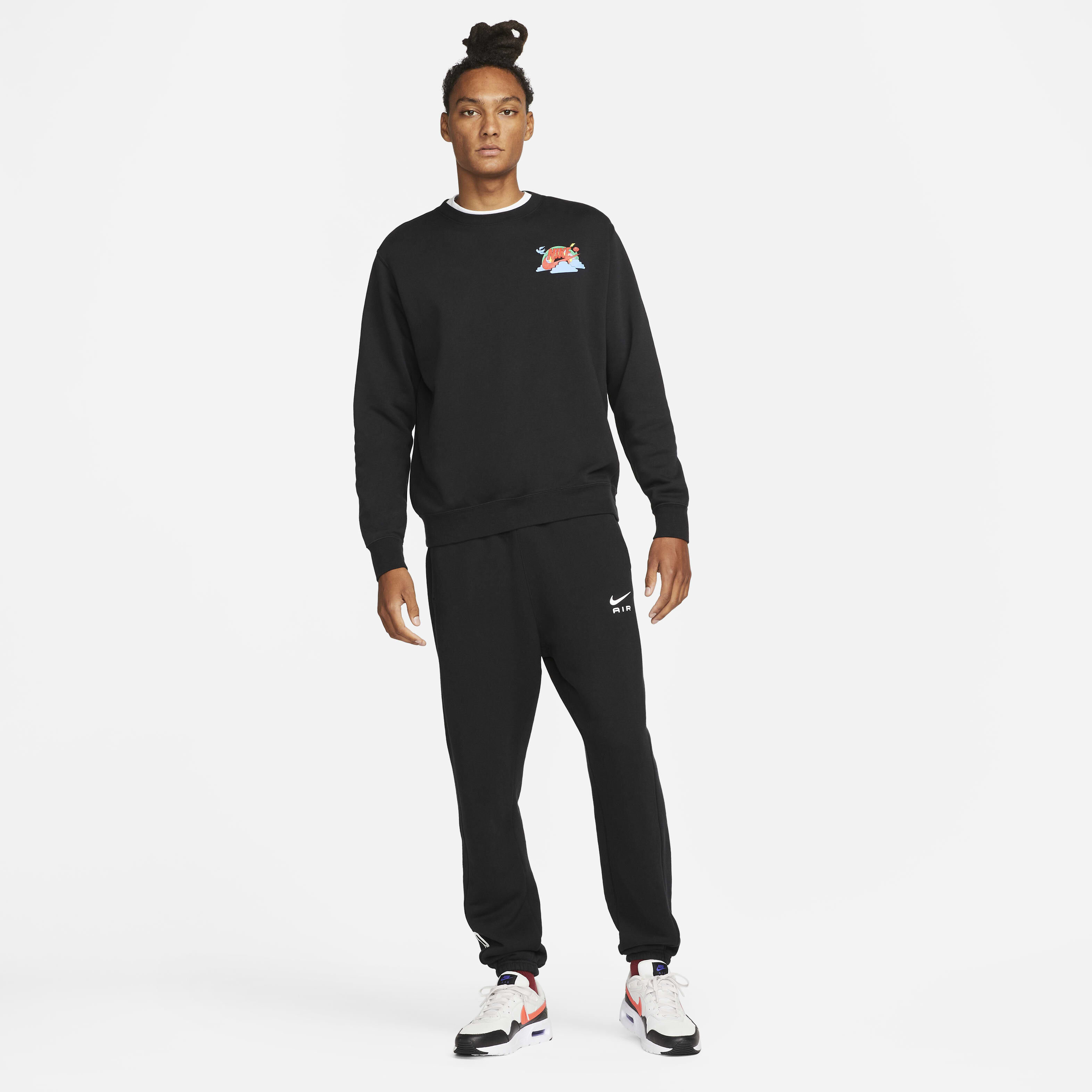 Buy Nike Sportswear Men s Fleece Crew Nike Saudi Official
