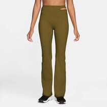 نايكي زينفي