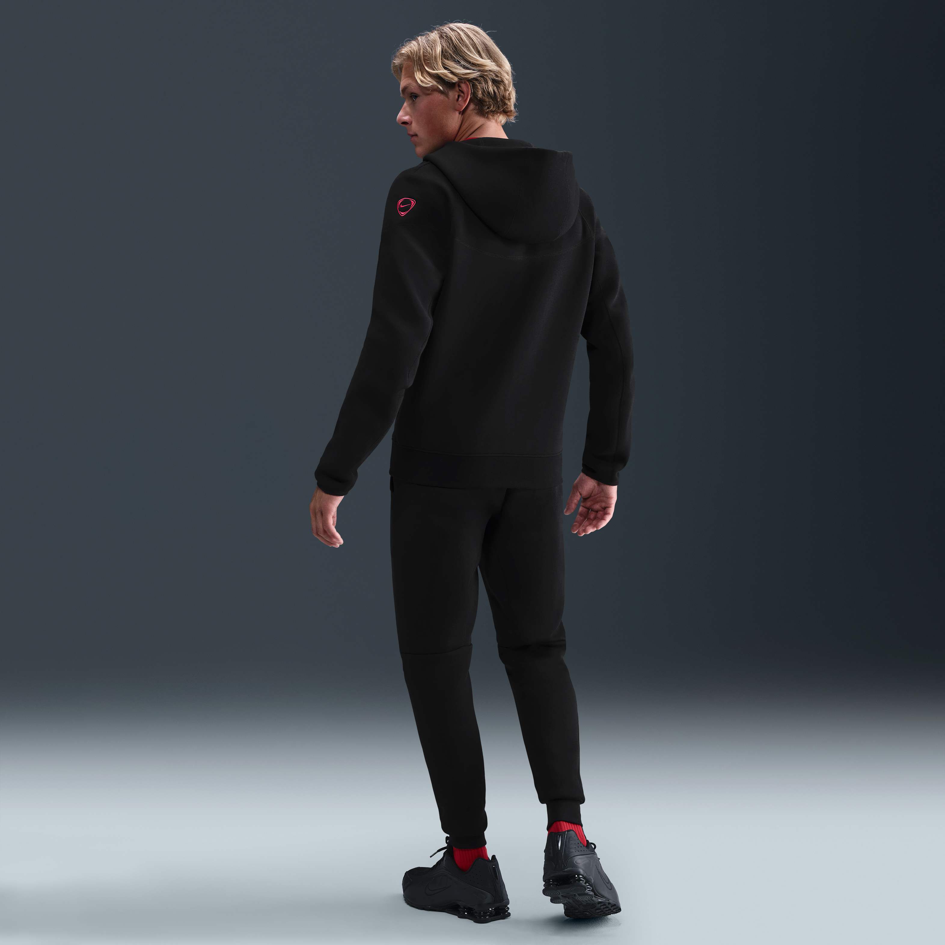 Paris Saint-Germain Tech Windrunner image number 4