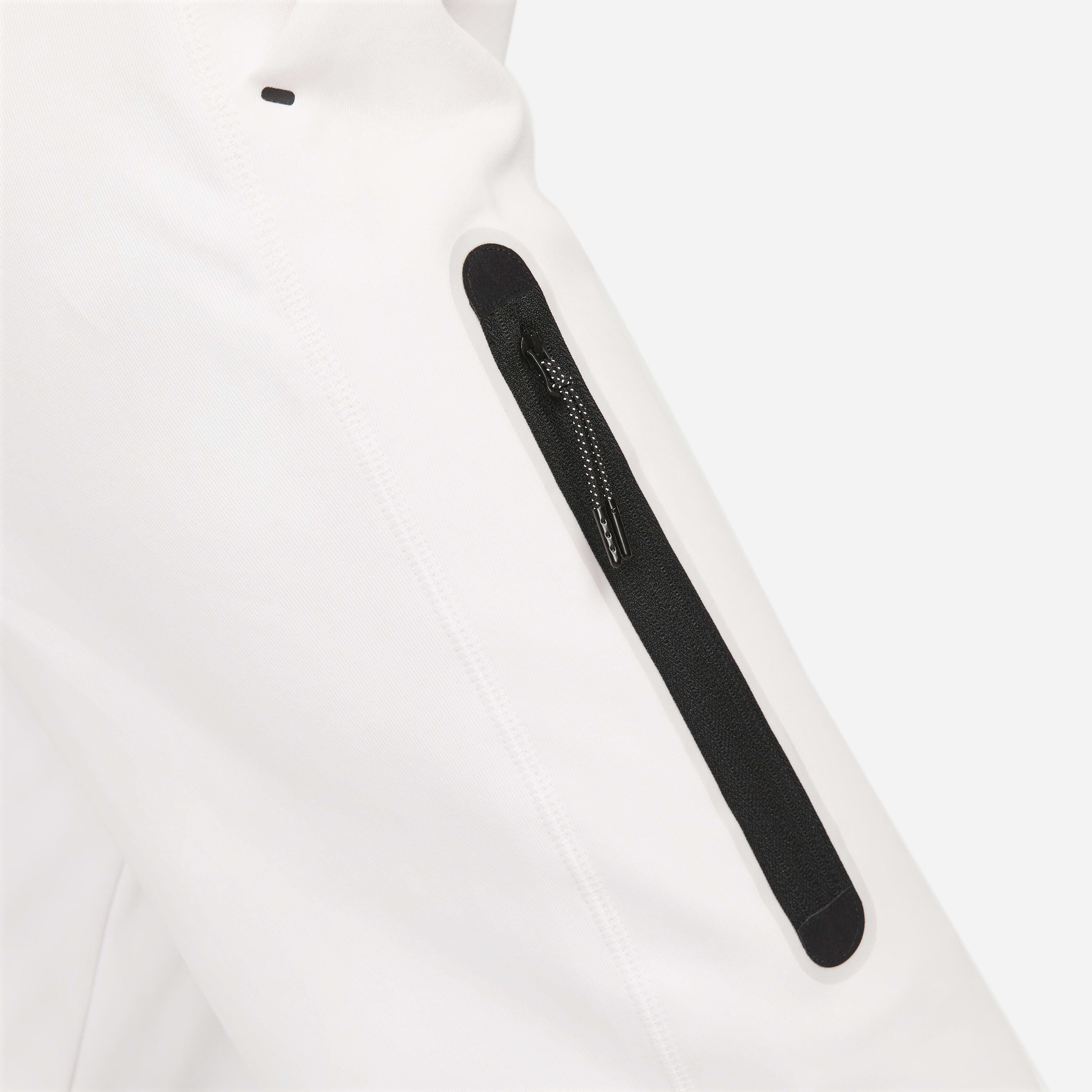 نايكي سبورتسوير تك فليس image number 4