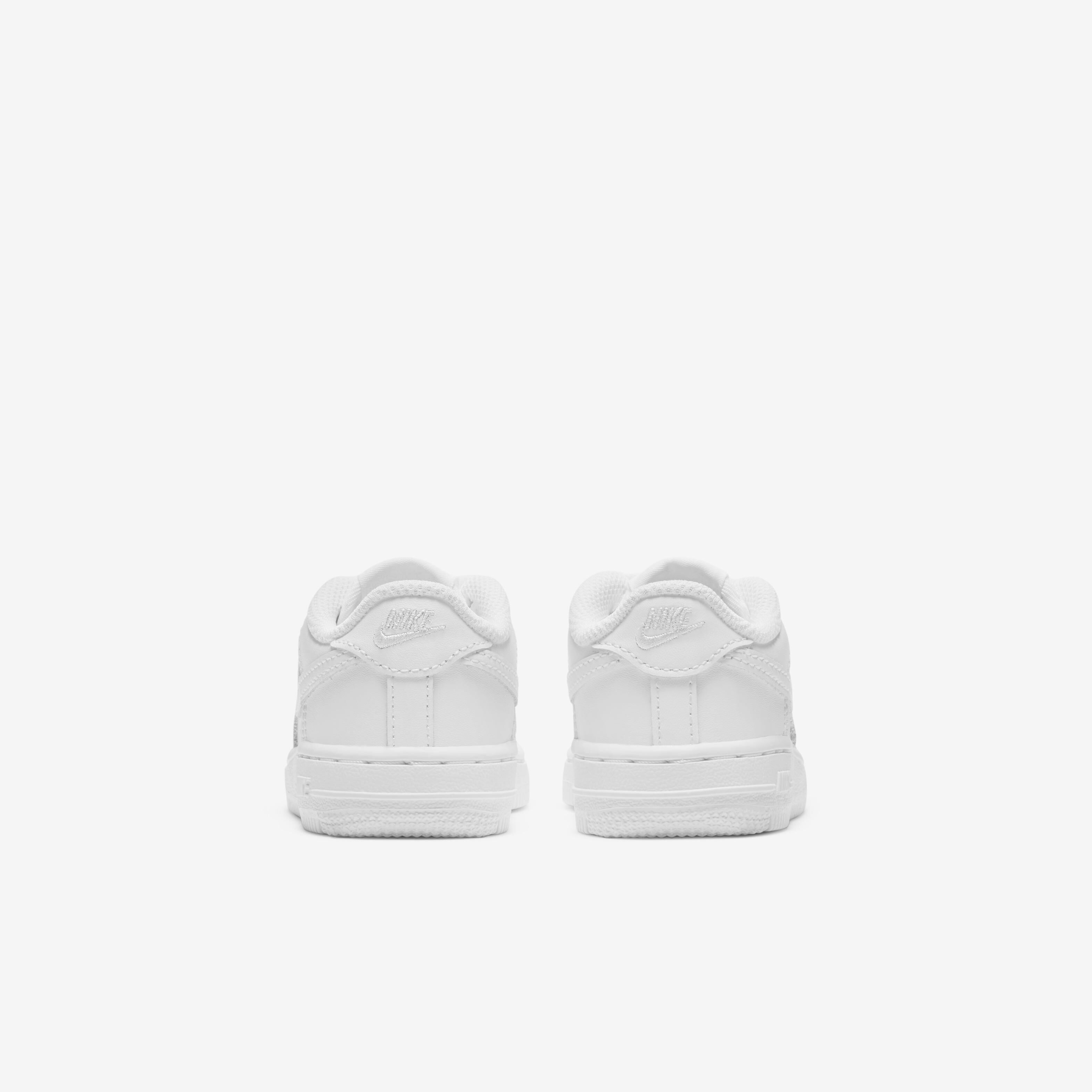 Nike Force 1 LE image number 5