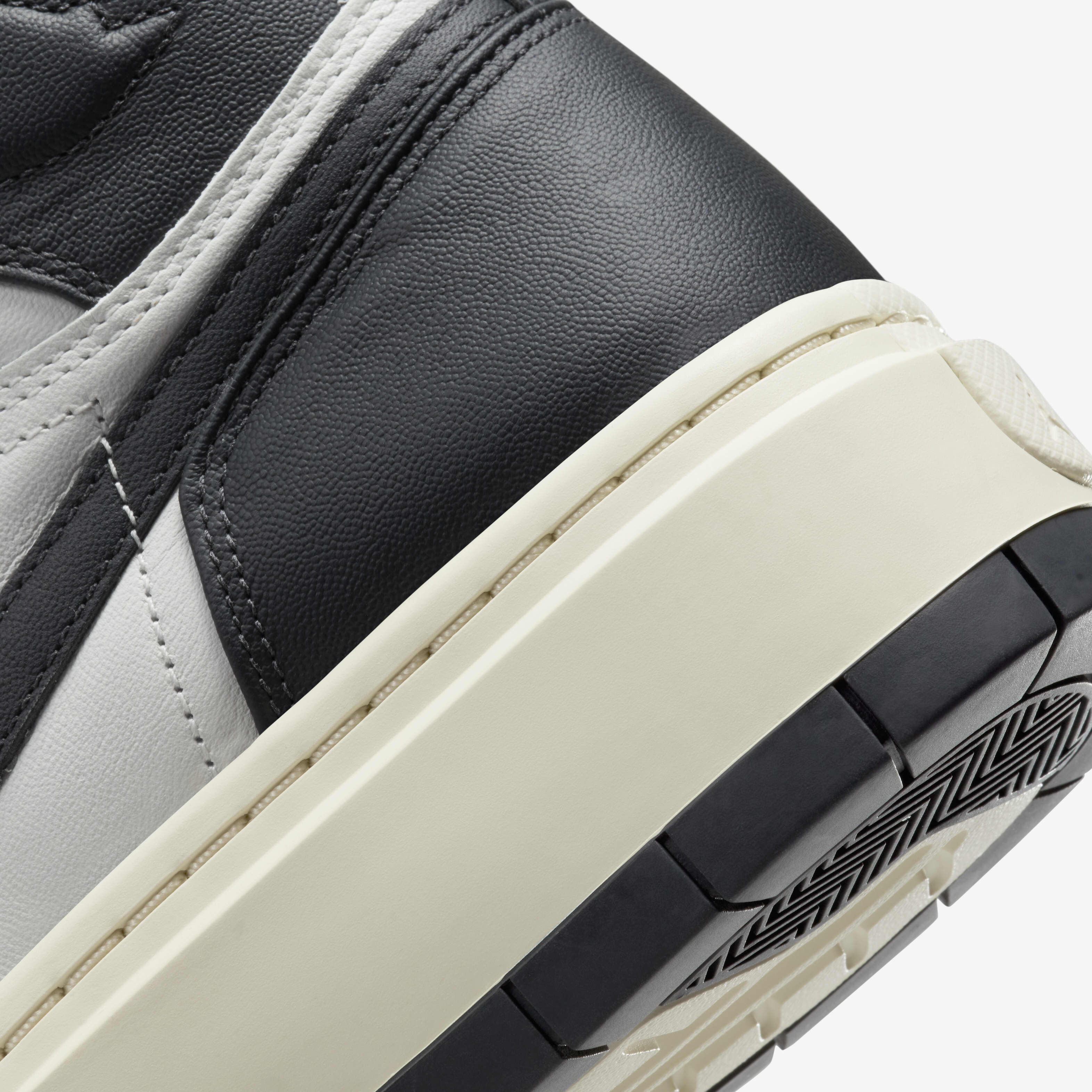 Air Jordan 1 Elevate High image number 7