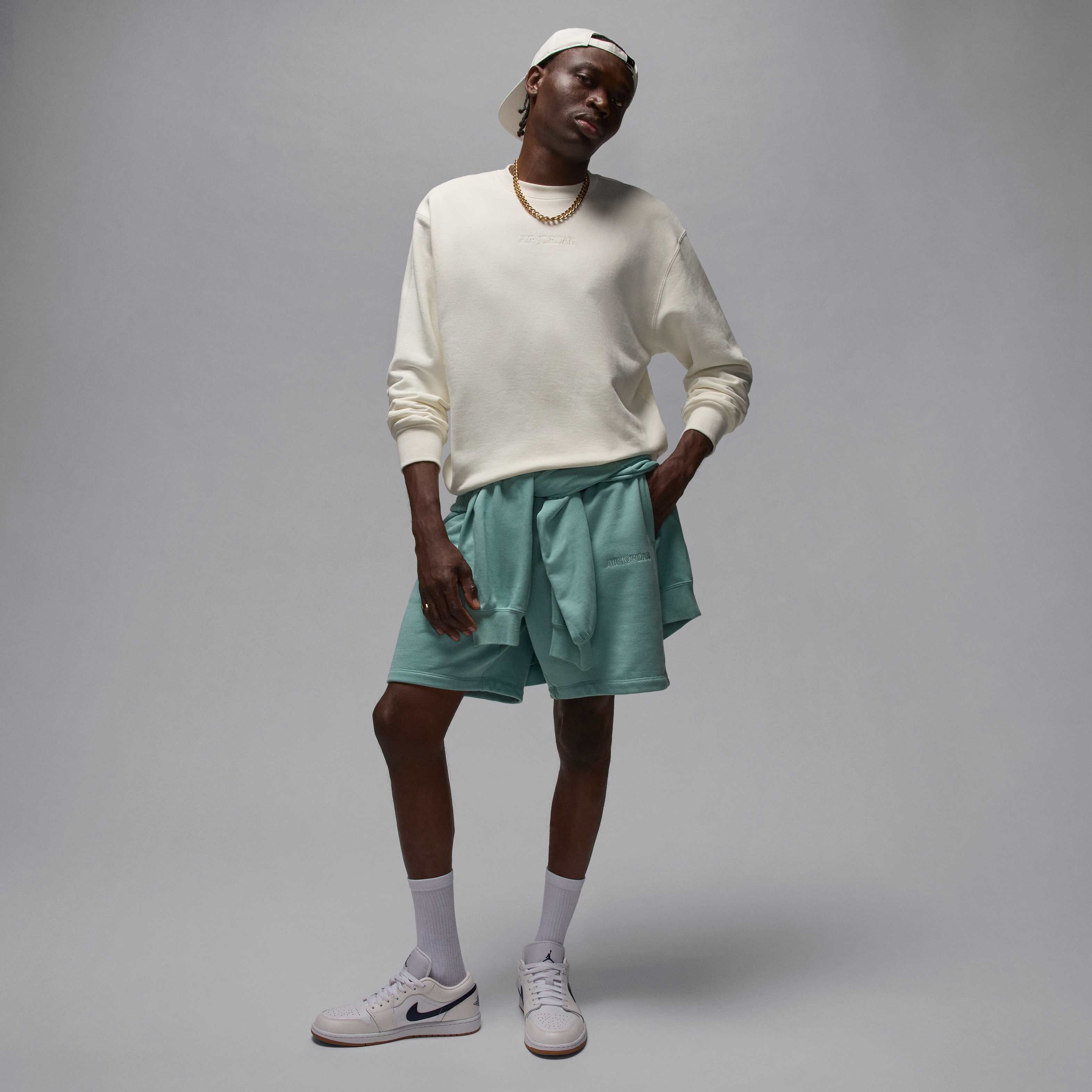 اير جوردن 1 لو image number 8