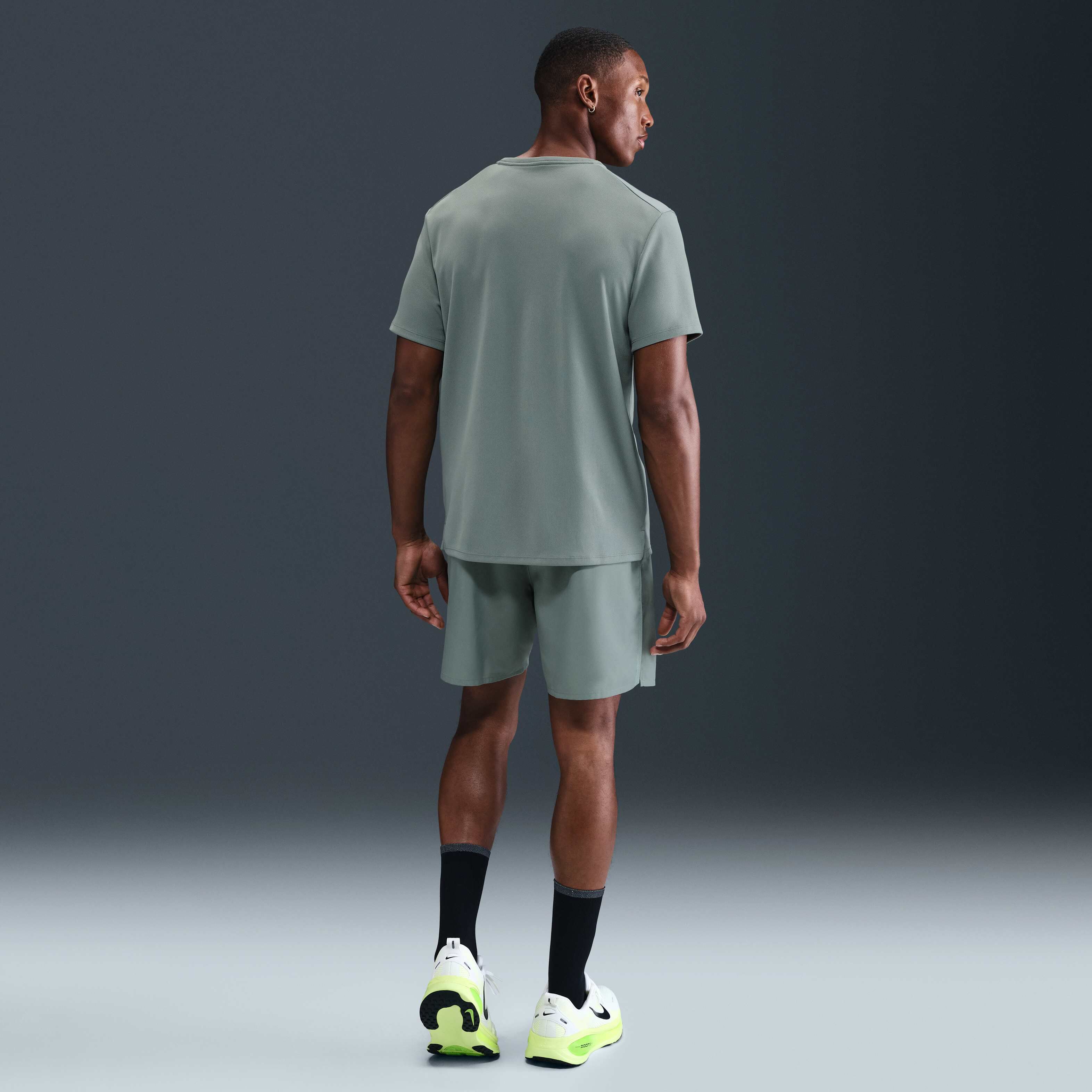 Nike Challenger image number 3