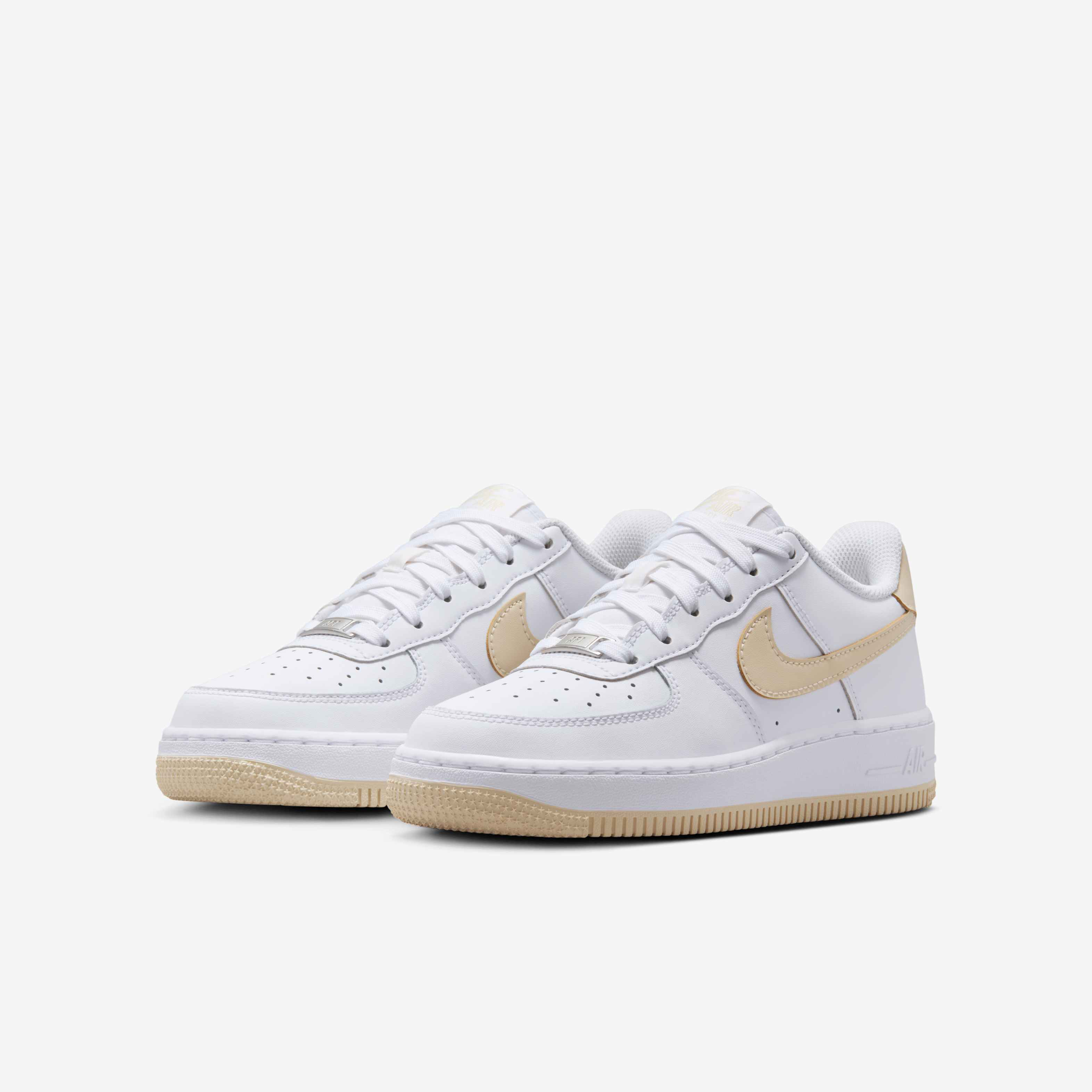 Nike Air Force 1 image number 4