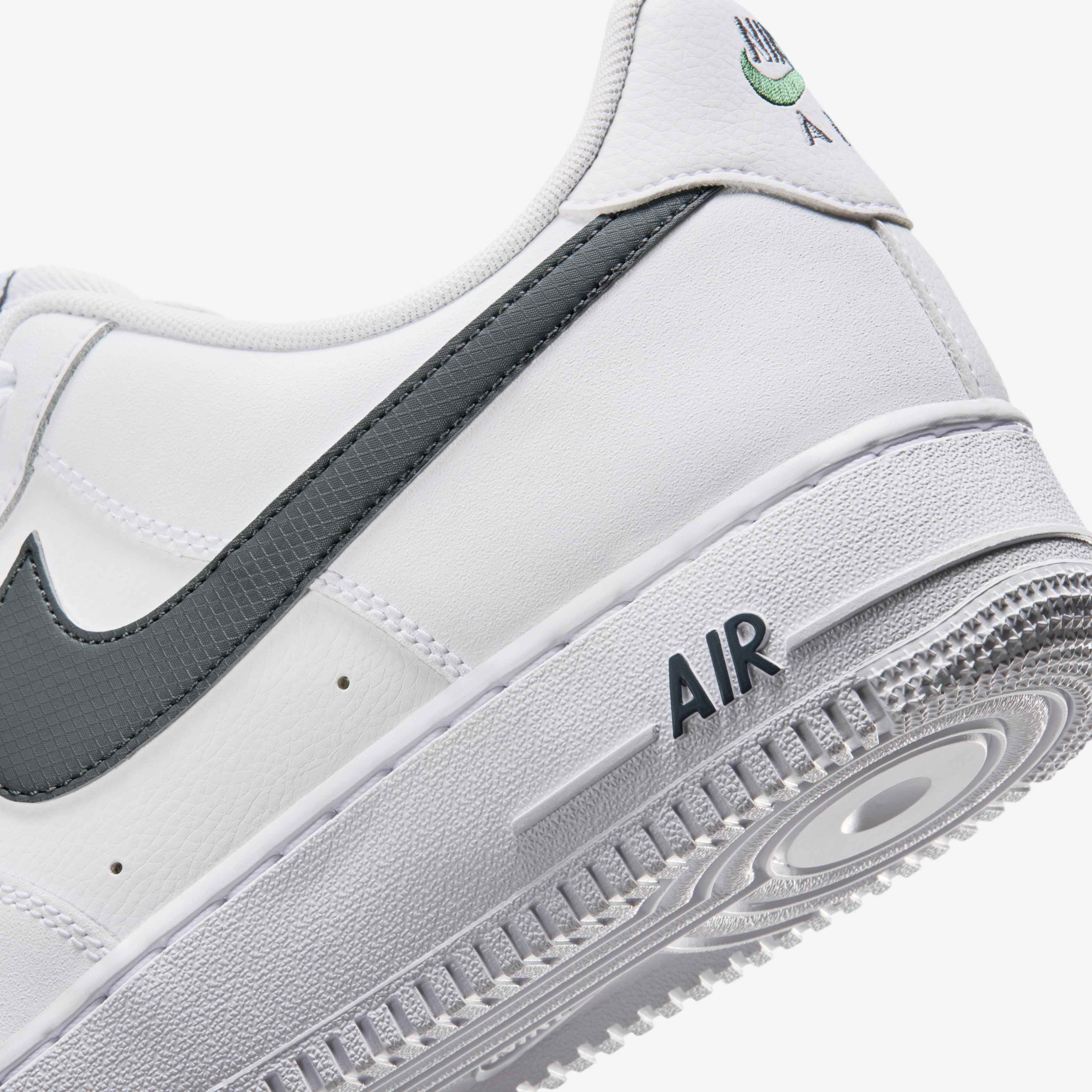 Nike Air Force 1 '07 image number 7