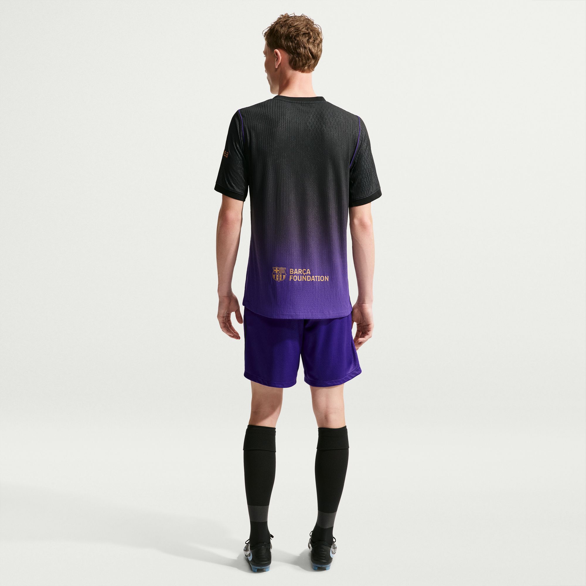 برشلونه 27/2026 الاحتياطي ماتش image number 2