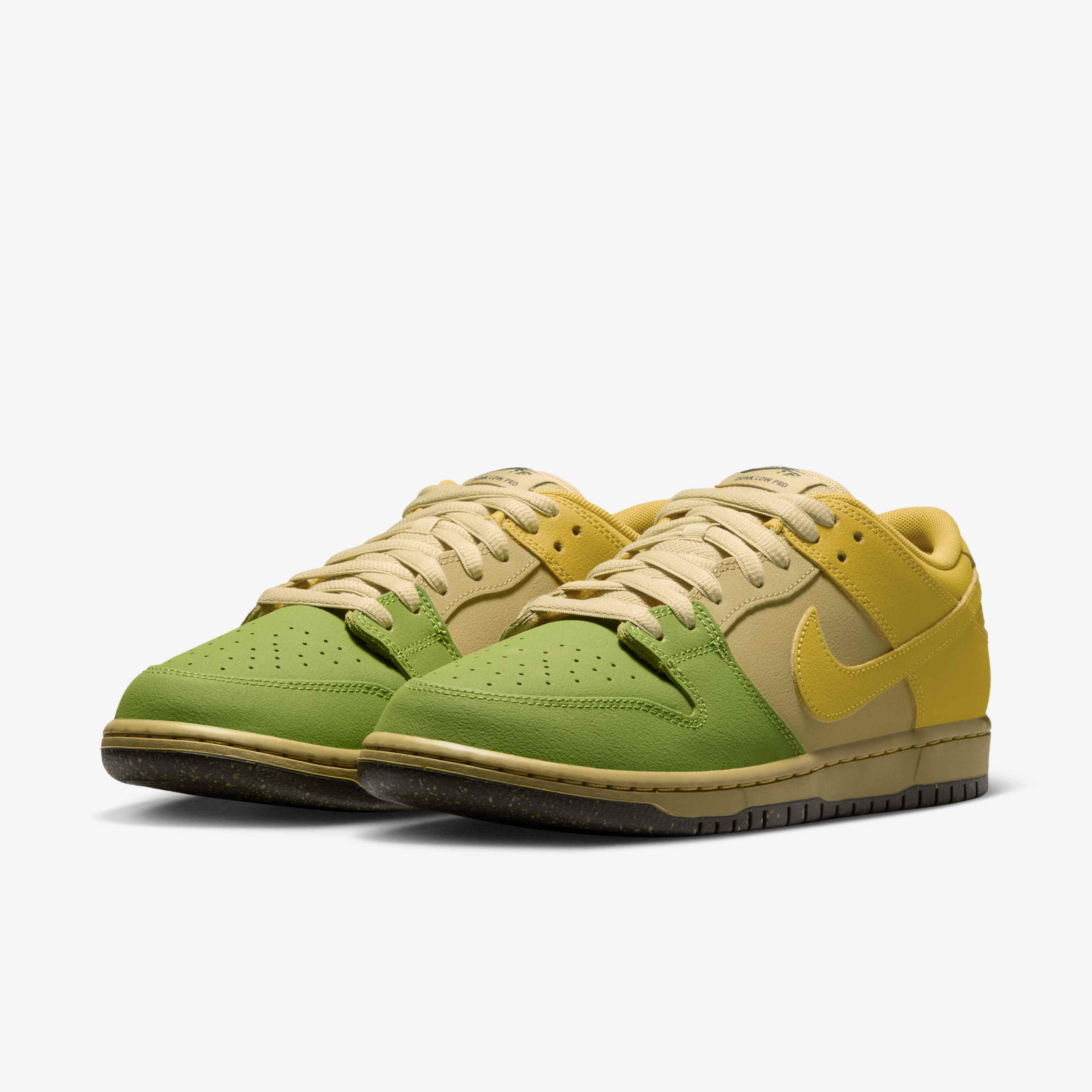 Nike SB Dunk Low Pro image number 4