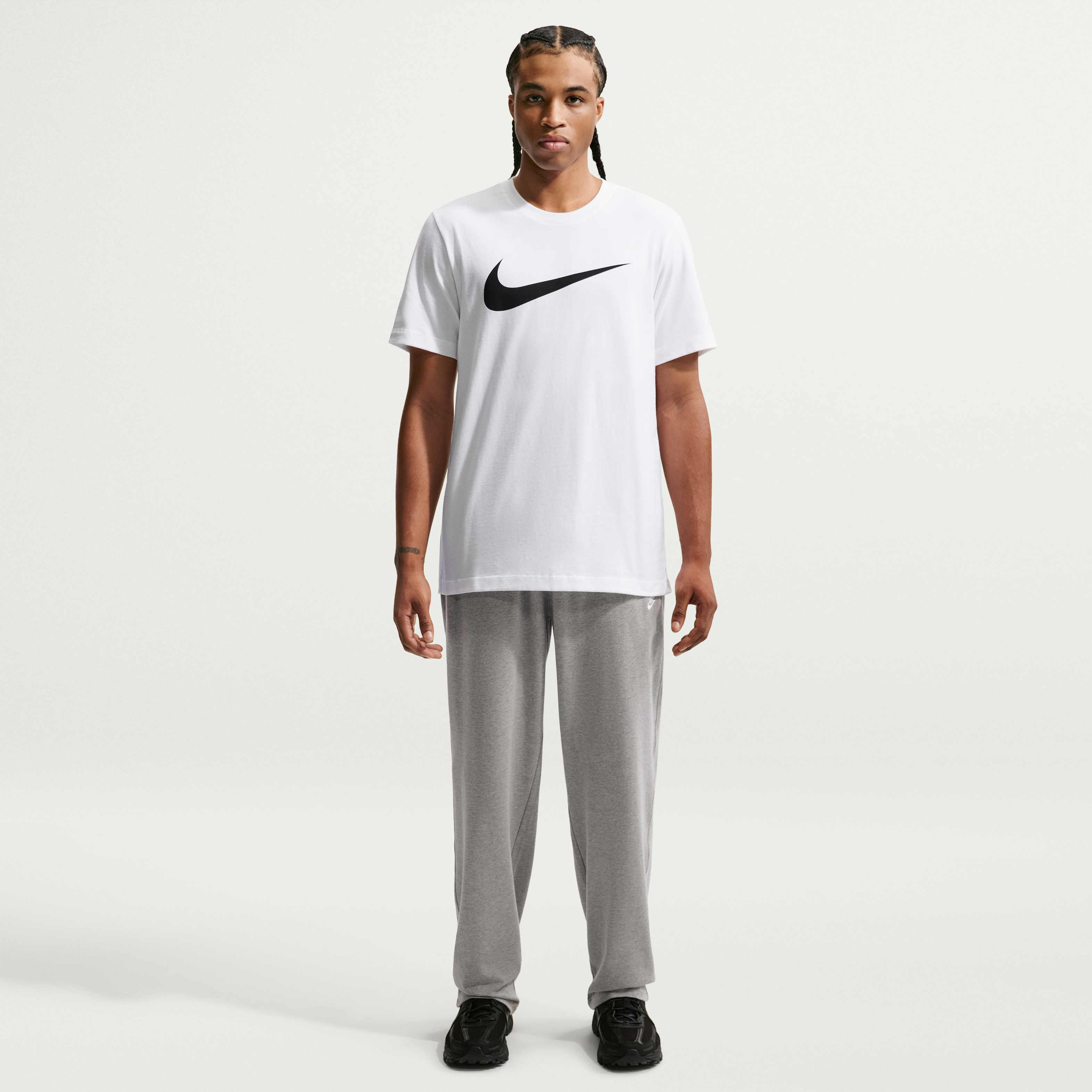 Nike Sportswear Swoosh image number 3
