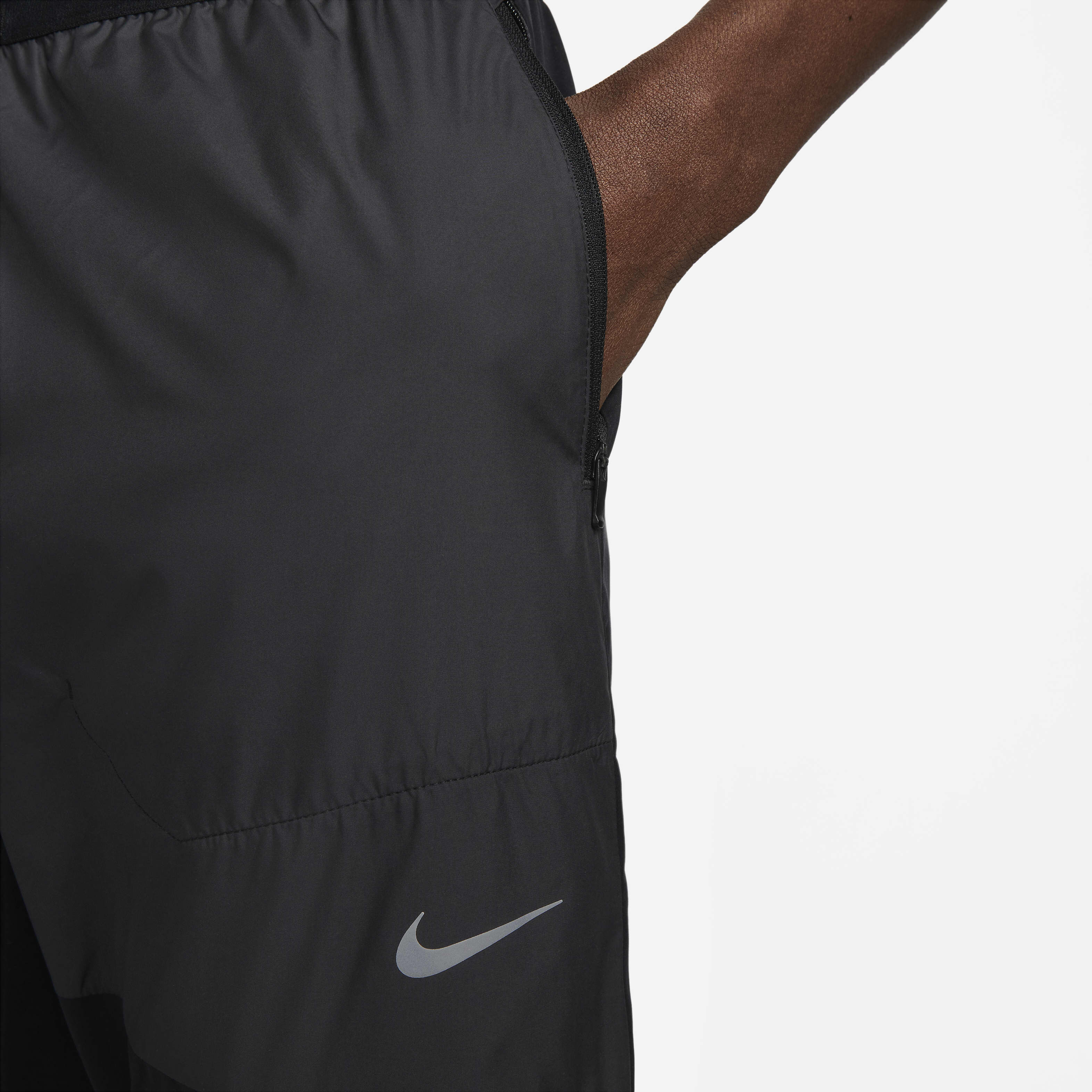 Nike Storm-FIT Run Division Phenom Elite image number 2