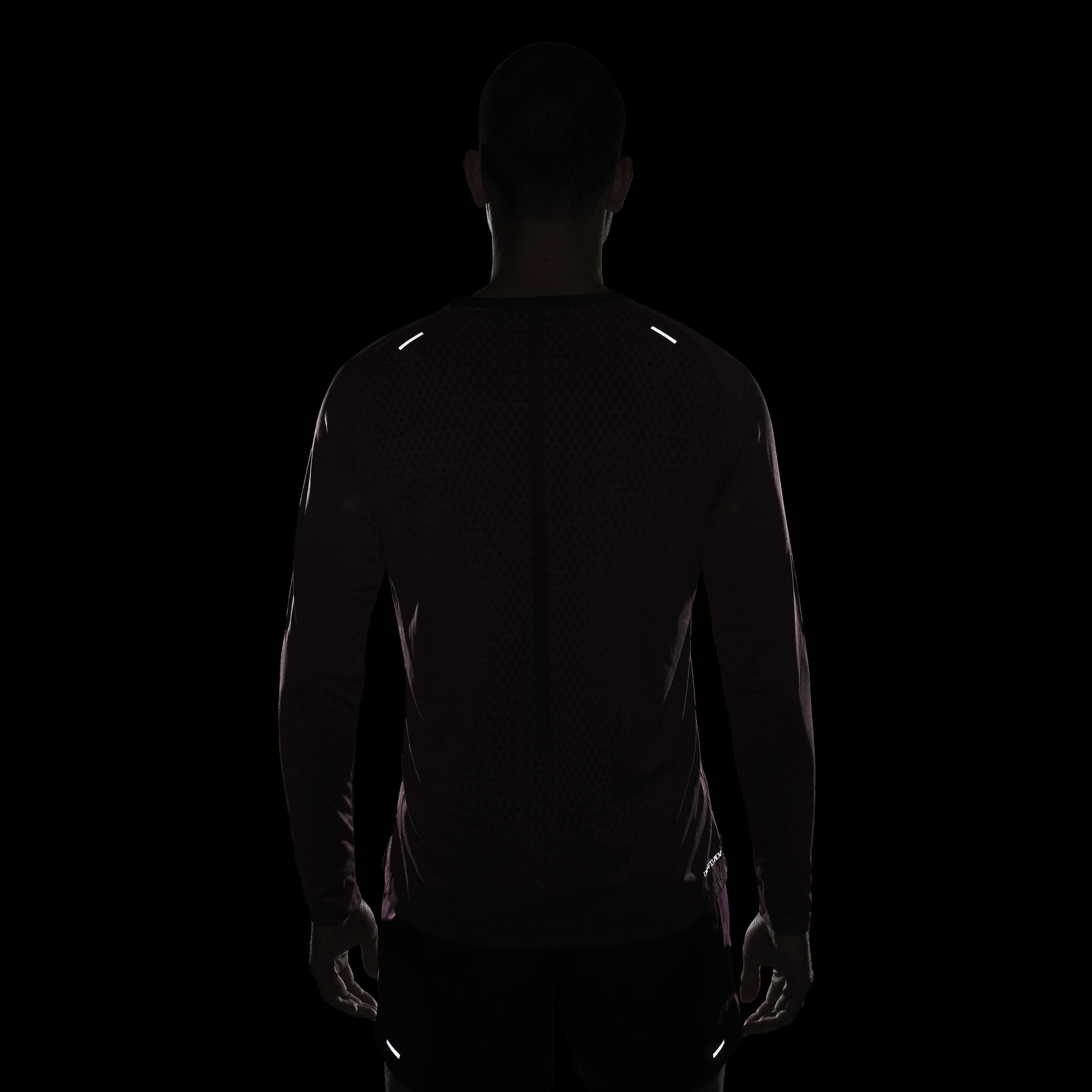 نايكي دراي-فت اي دي في تك-نت الترا image number 6