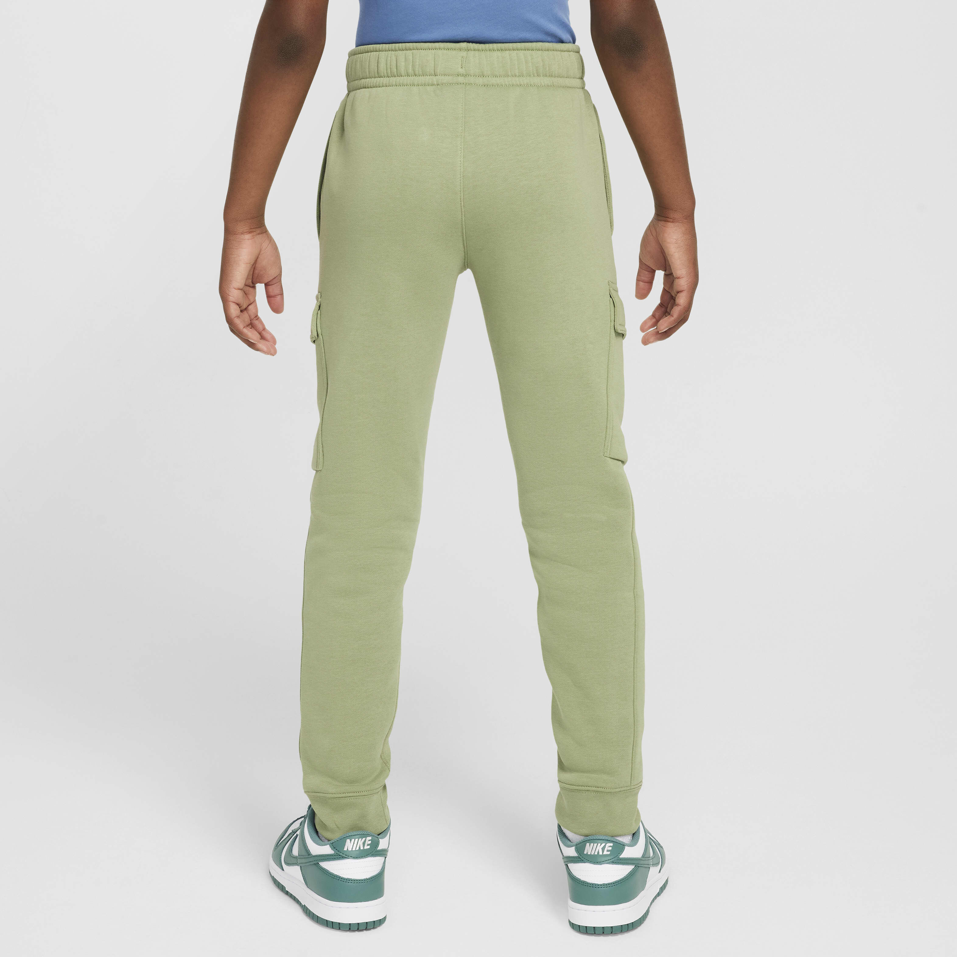 نايكي سبورتسوير ستاندرد ايشيو image number 1