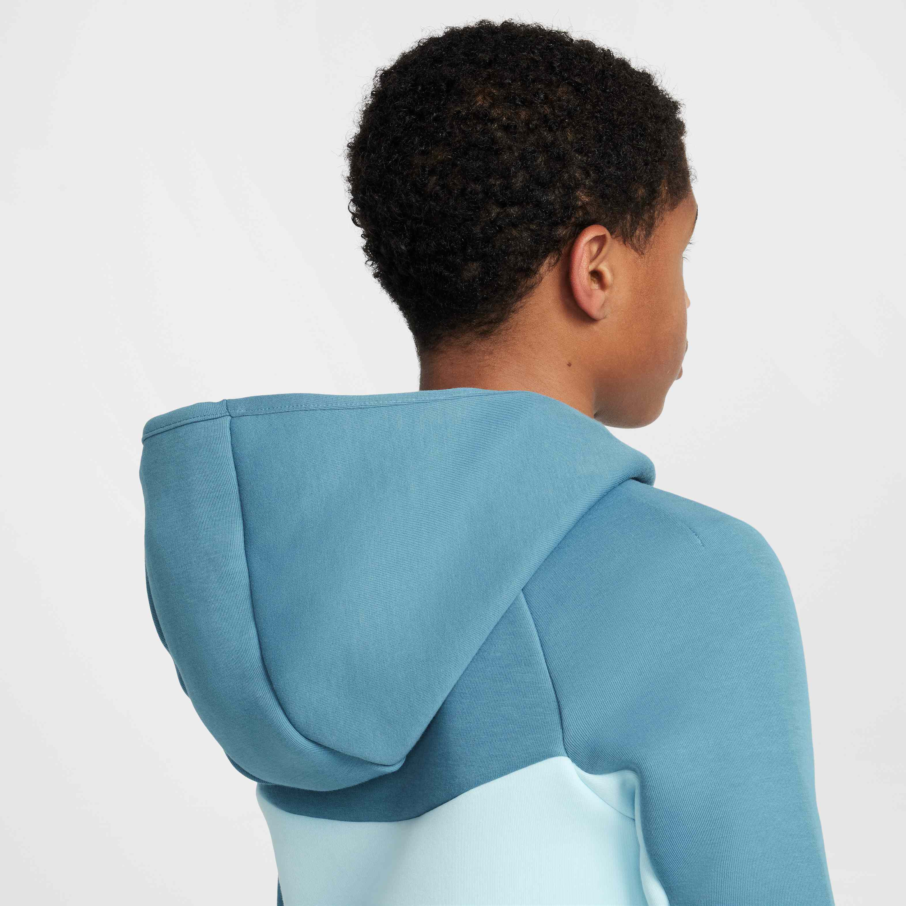 نايكي سبورتسوير تك فليس image number 8