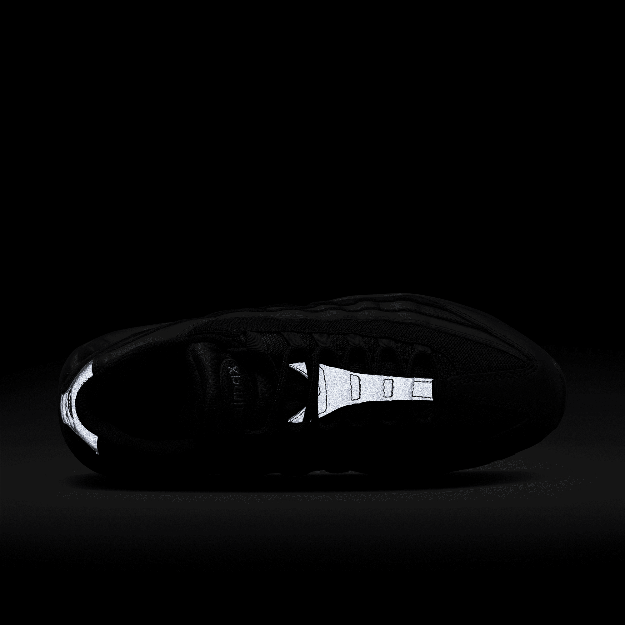 Shop Air Max 95 Essential Men s Shoe Nike KSA