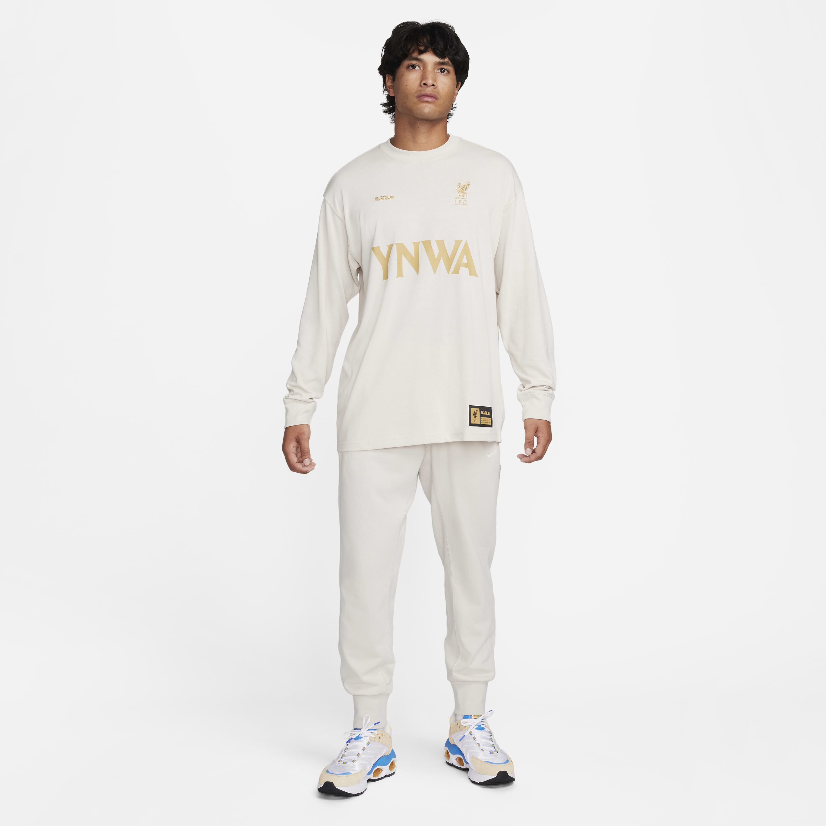 ليبرون x ليفربول FC image number 7