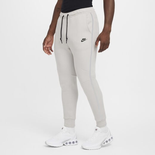 Nike Tech Nike Tech