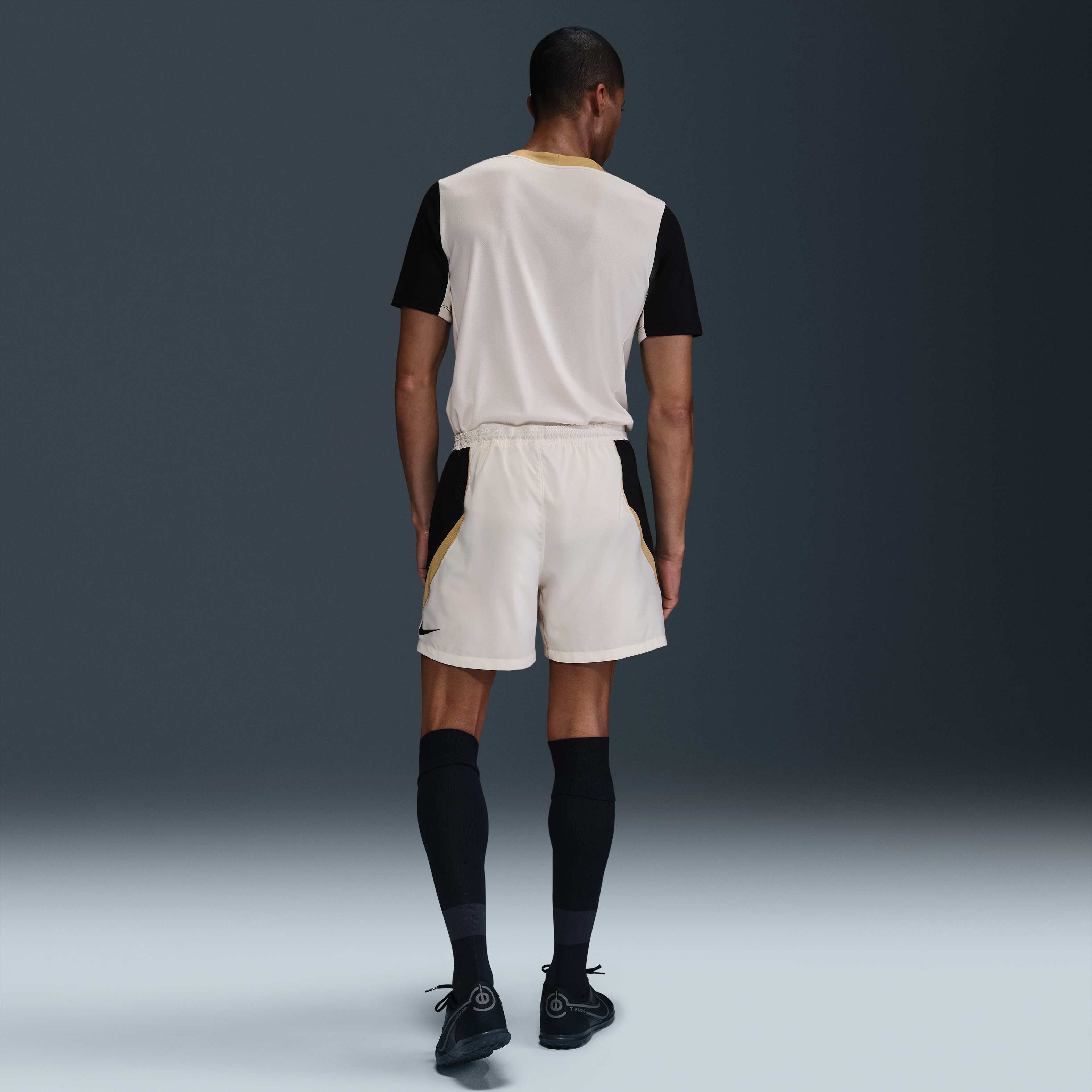 نايكي سترايك بلس image number 3