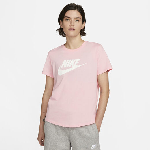 Nike Sportswear Essentials