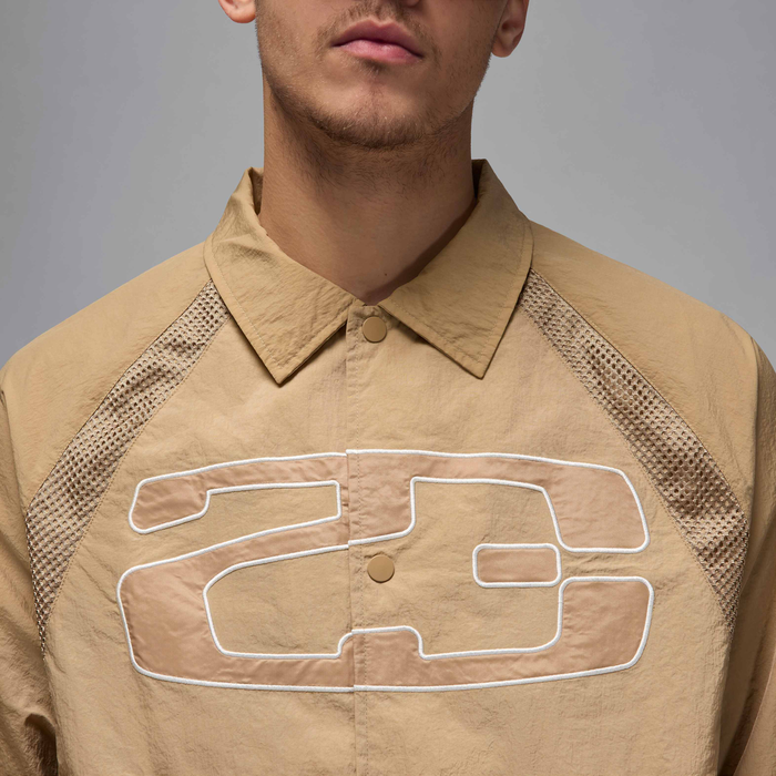 Jordan Essentials image number 3 Jordan Essentials image number 3