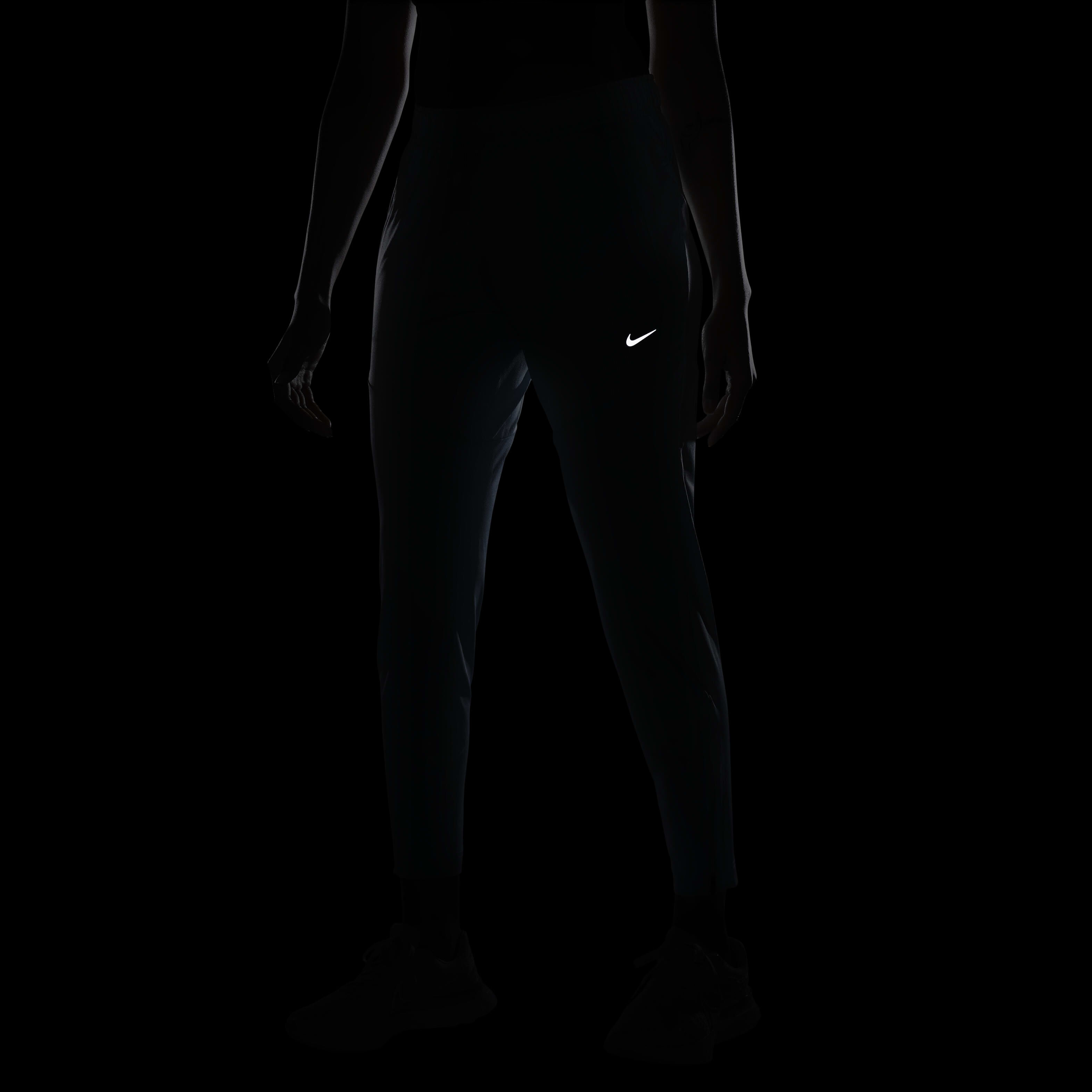 Nike Dri-FIT Essential image number 7