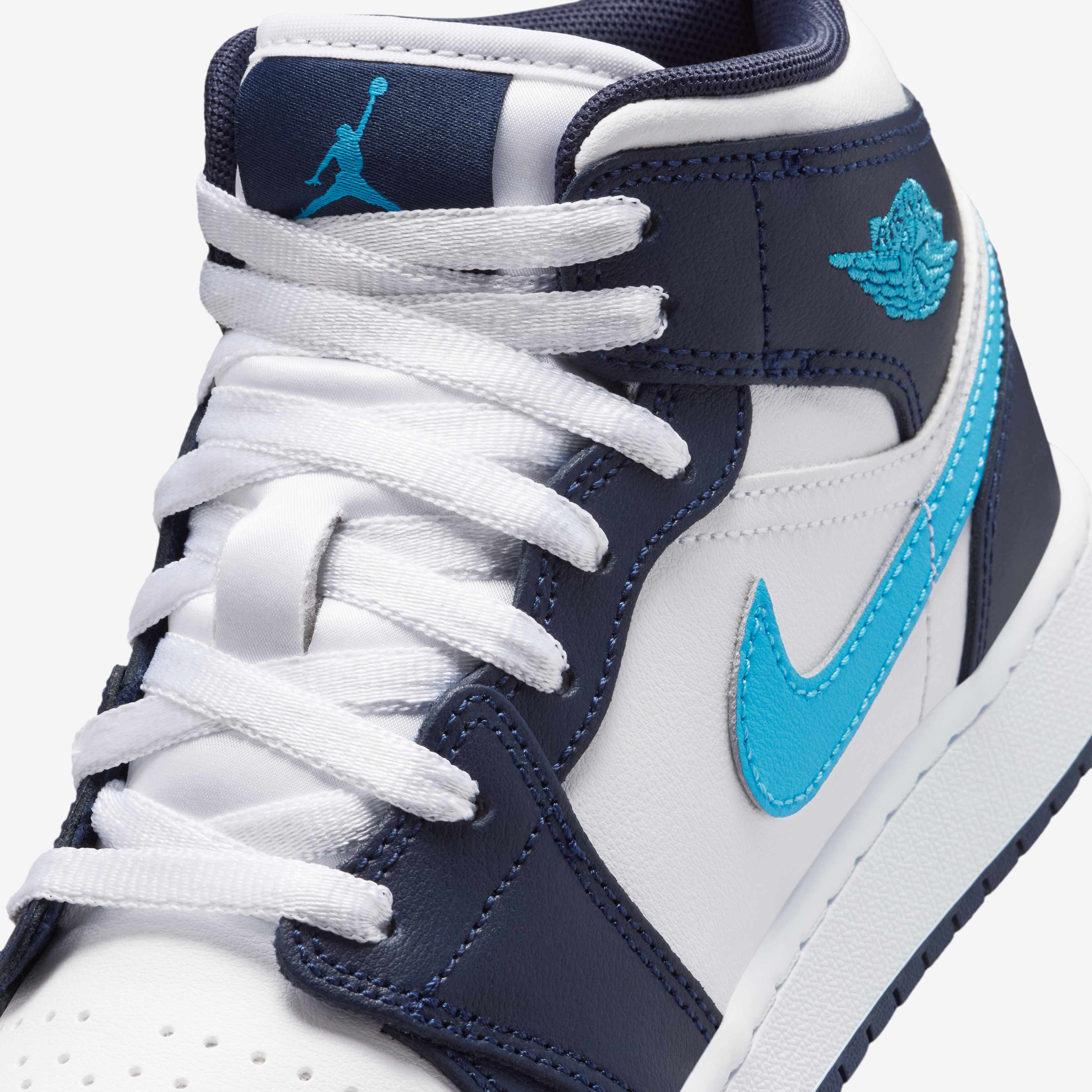 Air Jordan 1 Mid image number 6