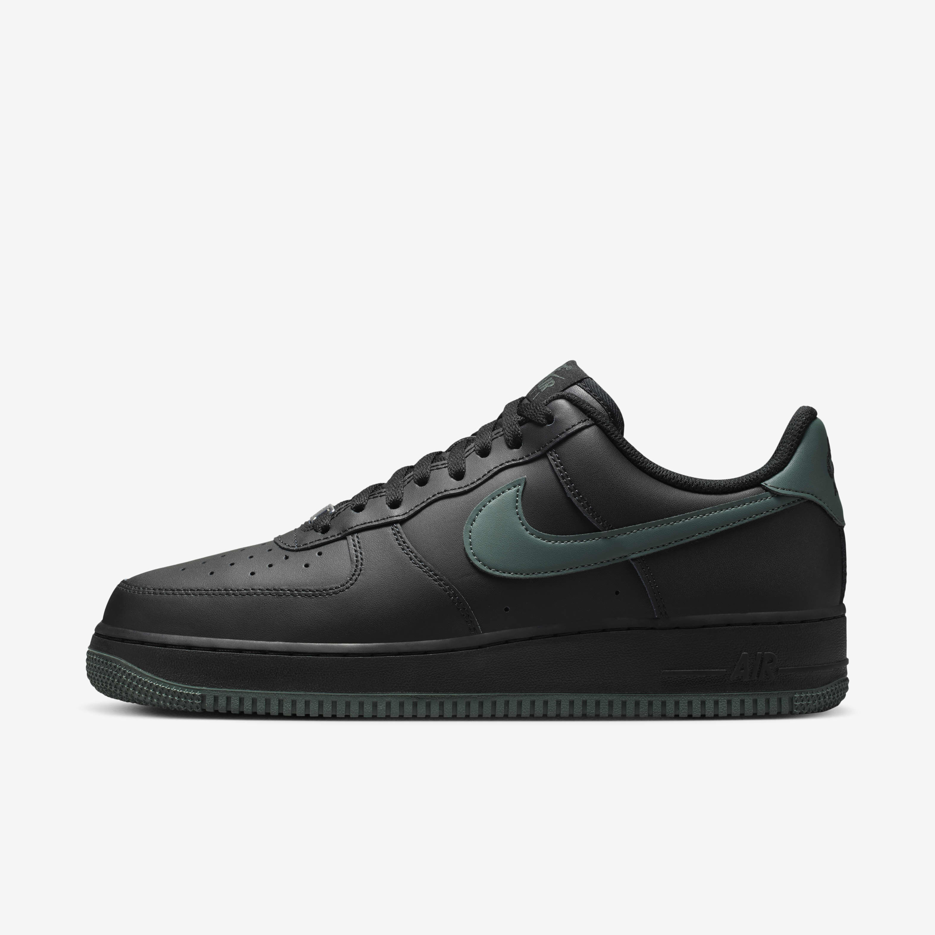 Buy Nike Air Force 1 07 Men s Shoes Nike Saudi Official