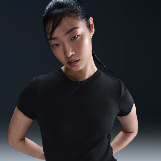 نايكي كورت ادفانتج