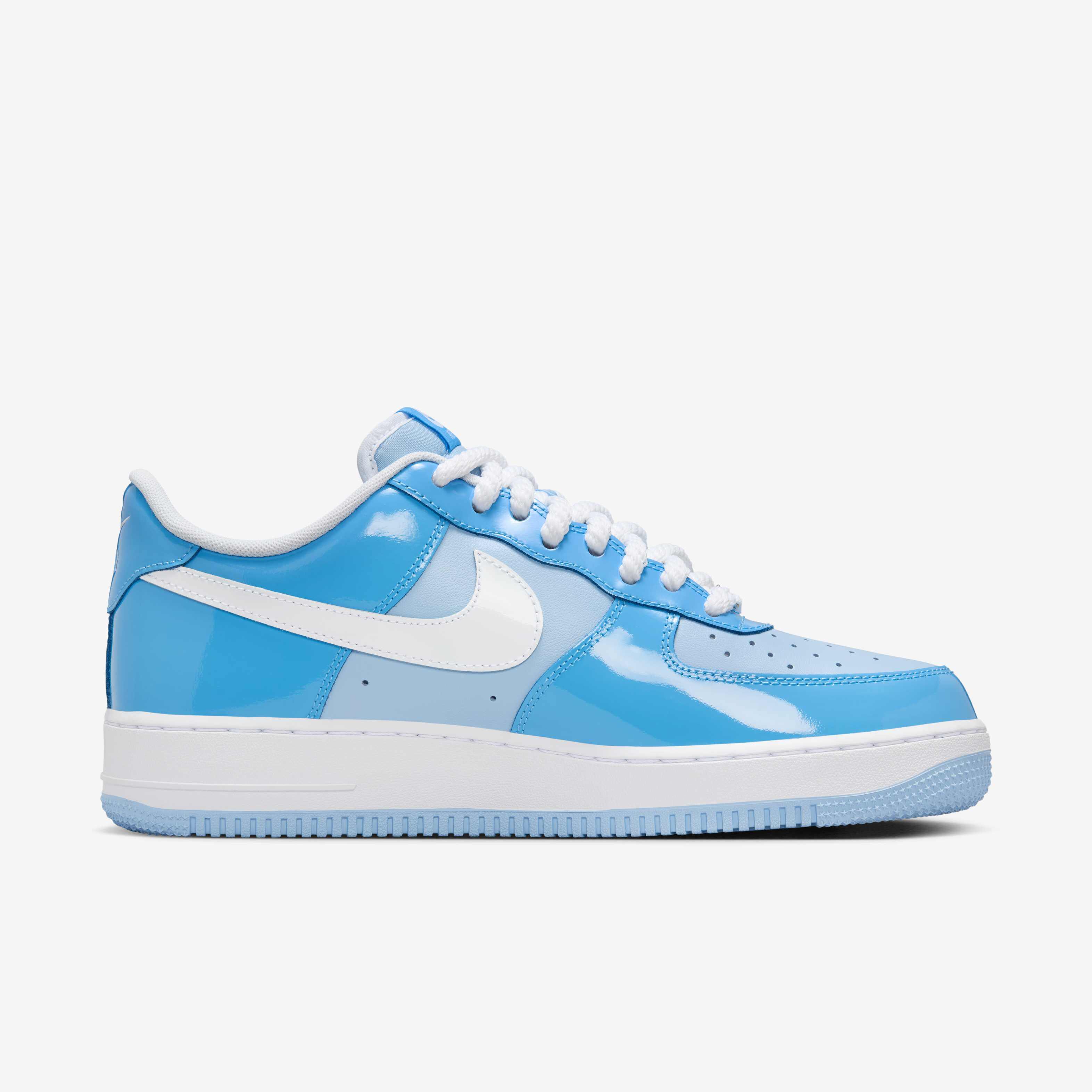 Nike Air Force 1 '07 LV8 image number 2