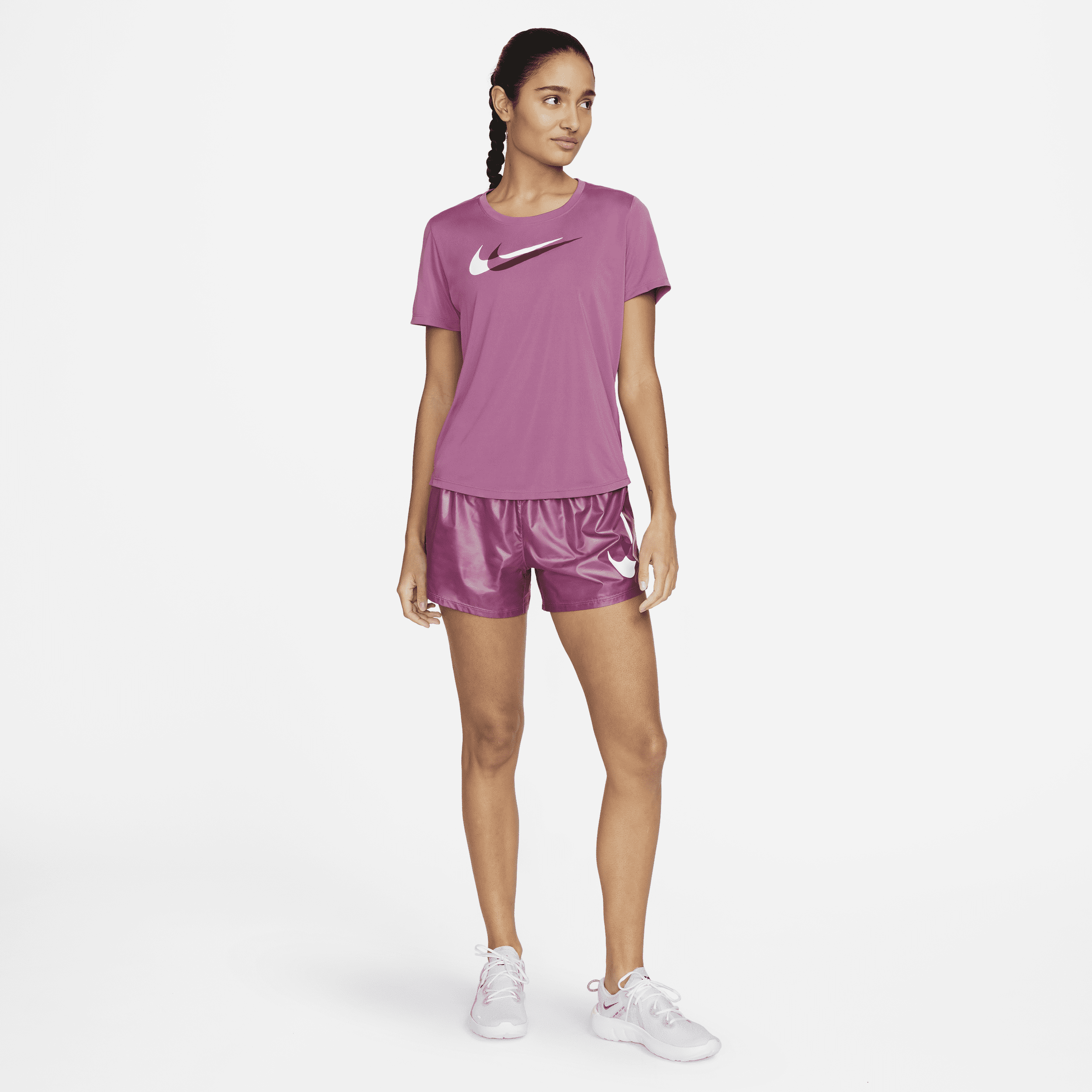 Nike Dri-FIT Swoosh Run image number 4