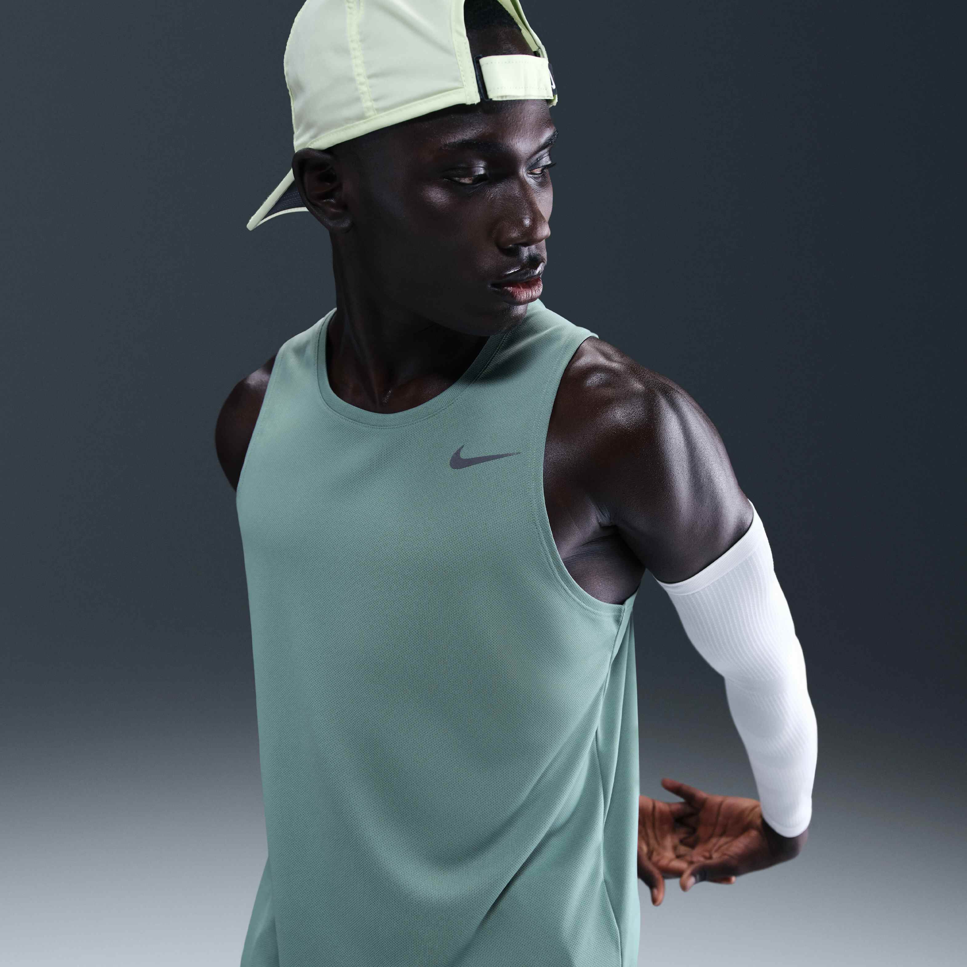 Nike Miler image number 0