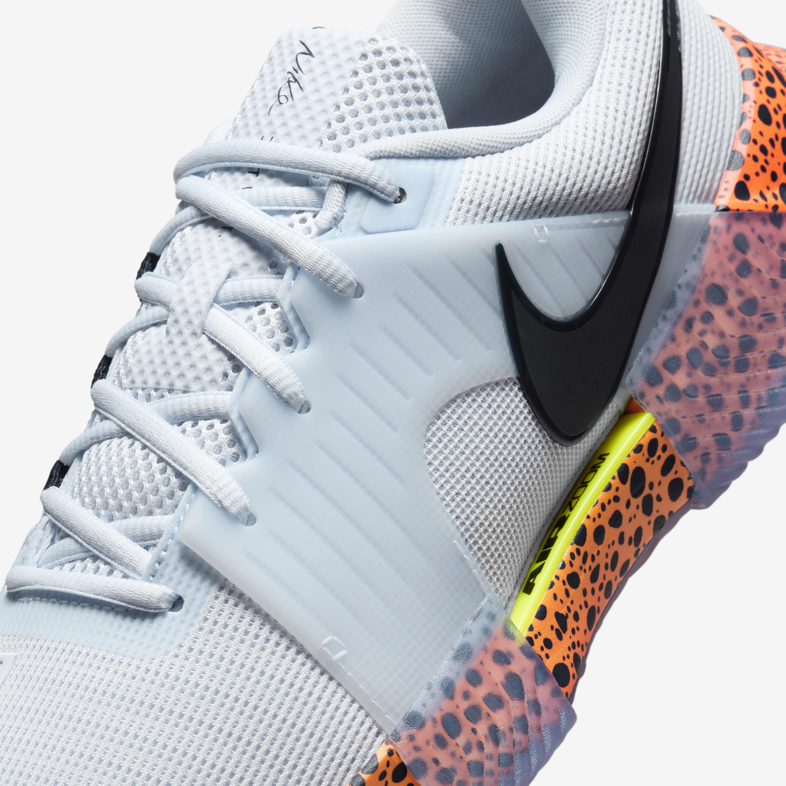 نايكي جي بي تشالنج 1 image number 7