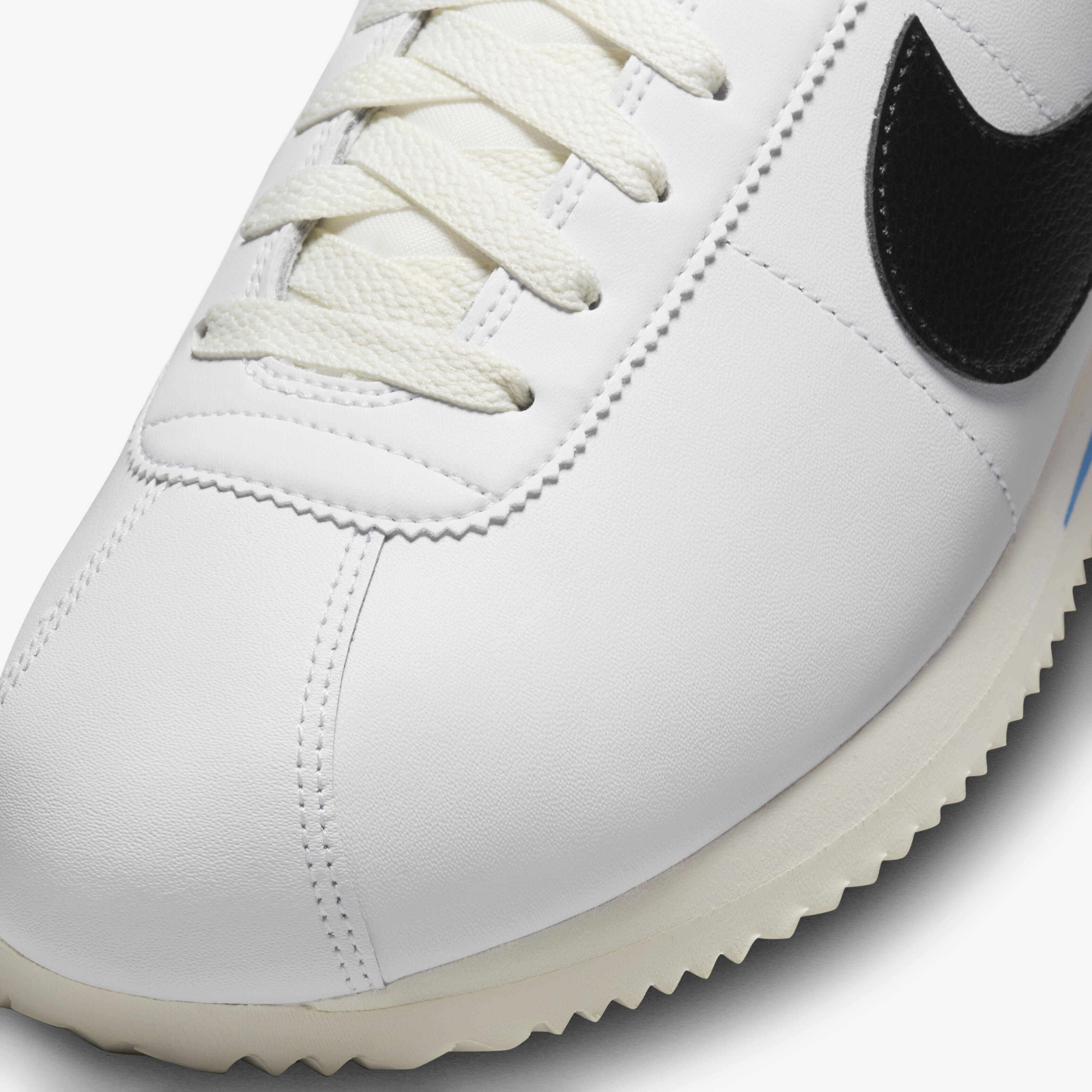 Nike Cortez Leather image number 6