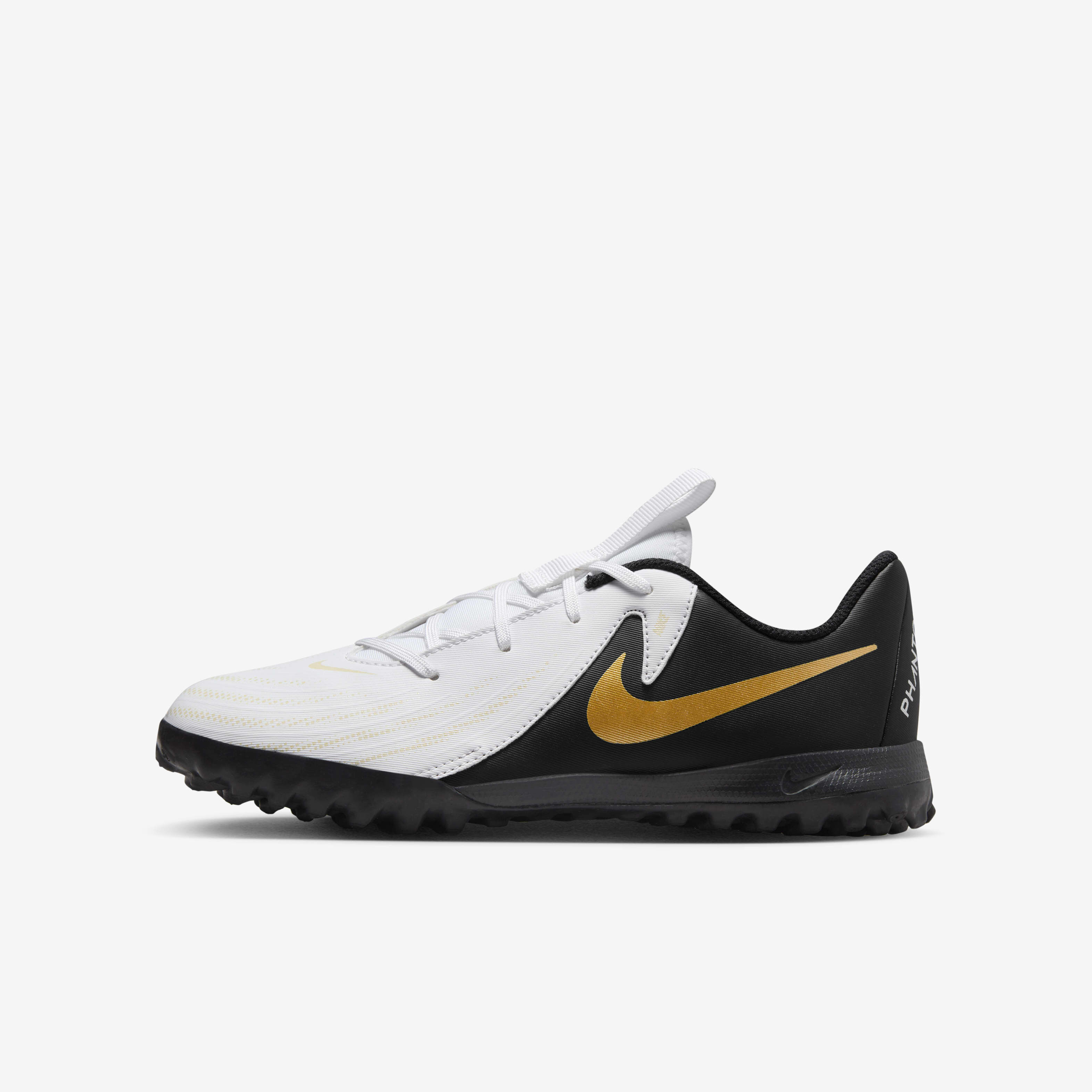 Nike phantom trainers top