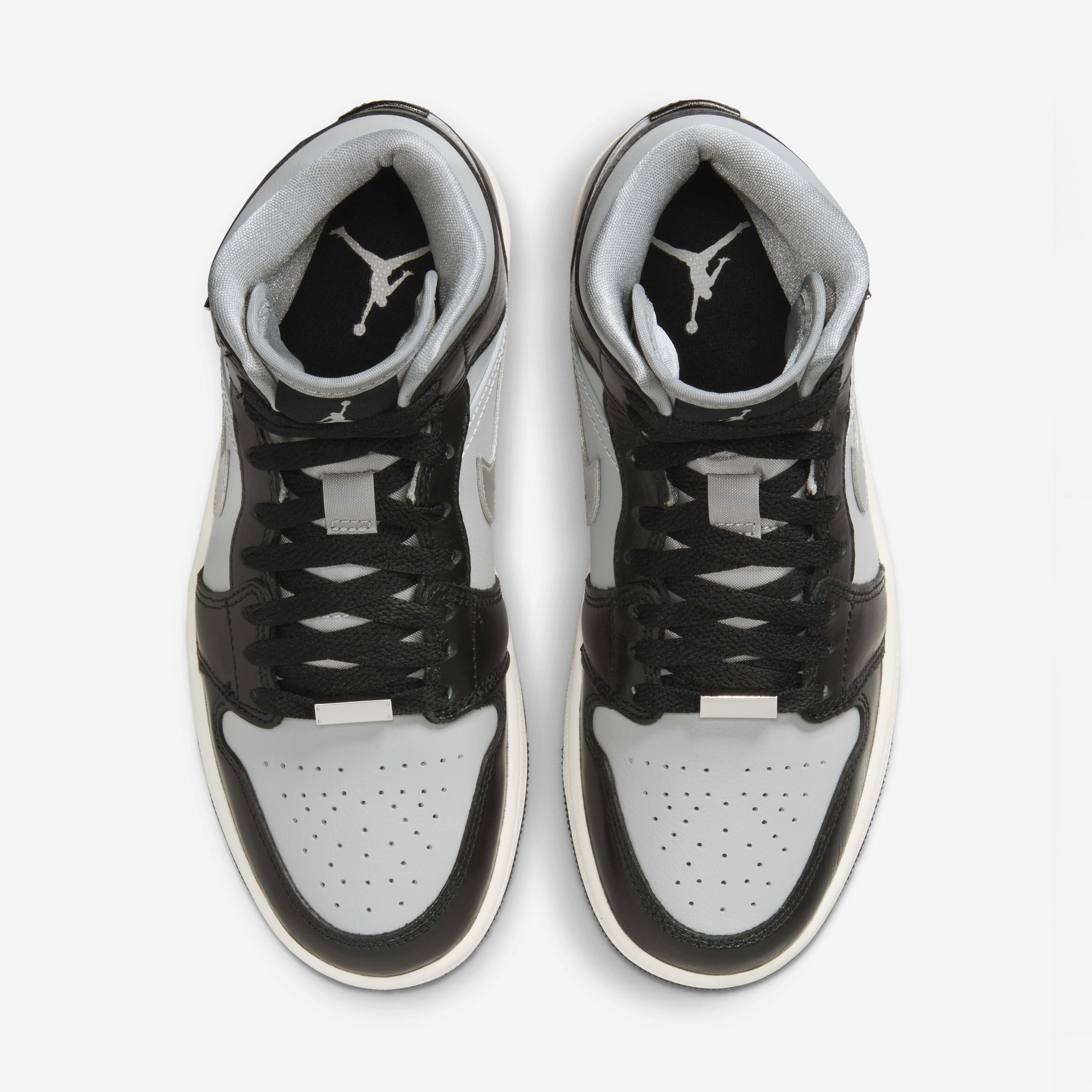 Air Jordan 1 Mid SE image number 3