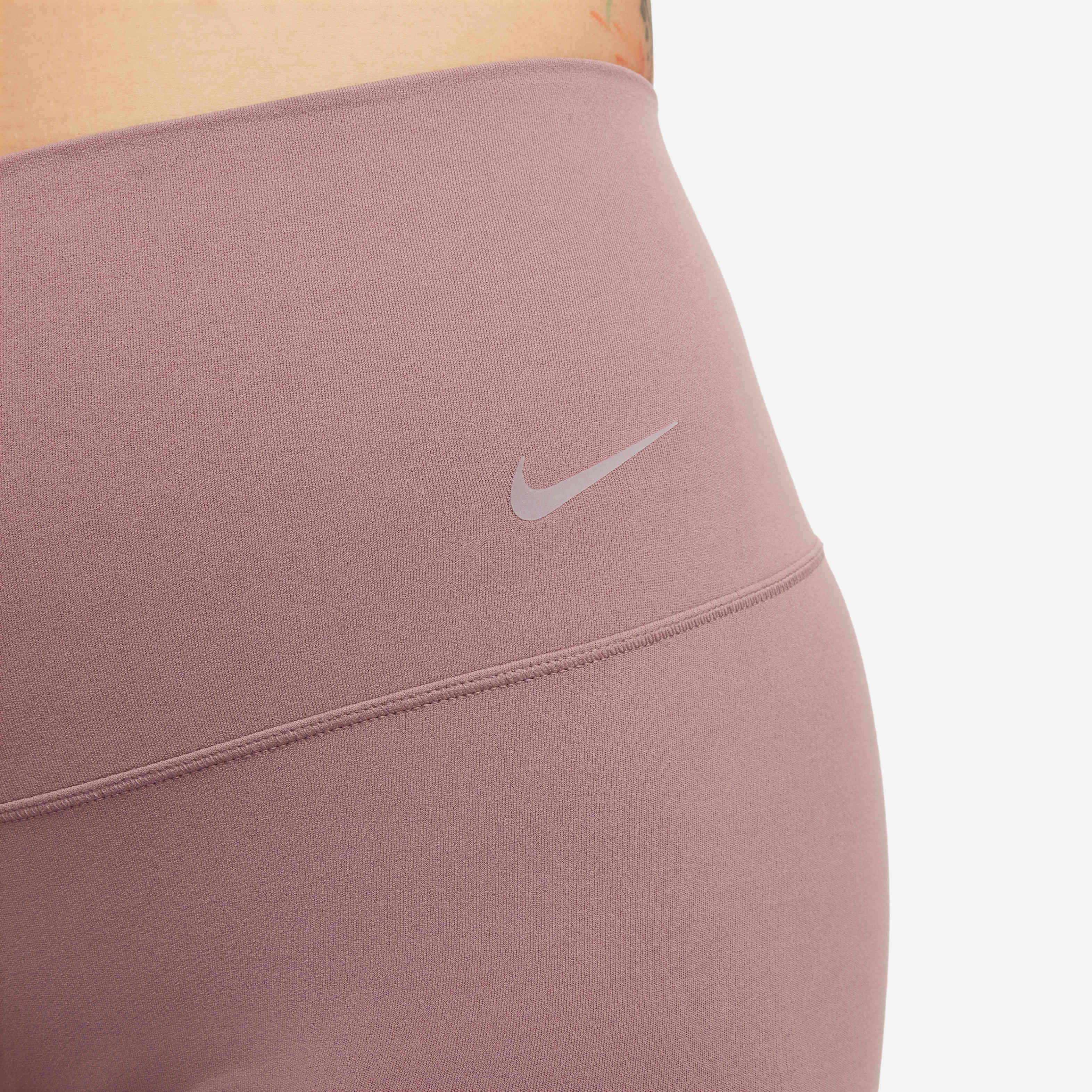 Nike Zenvy image number 4