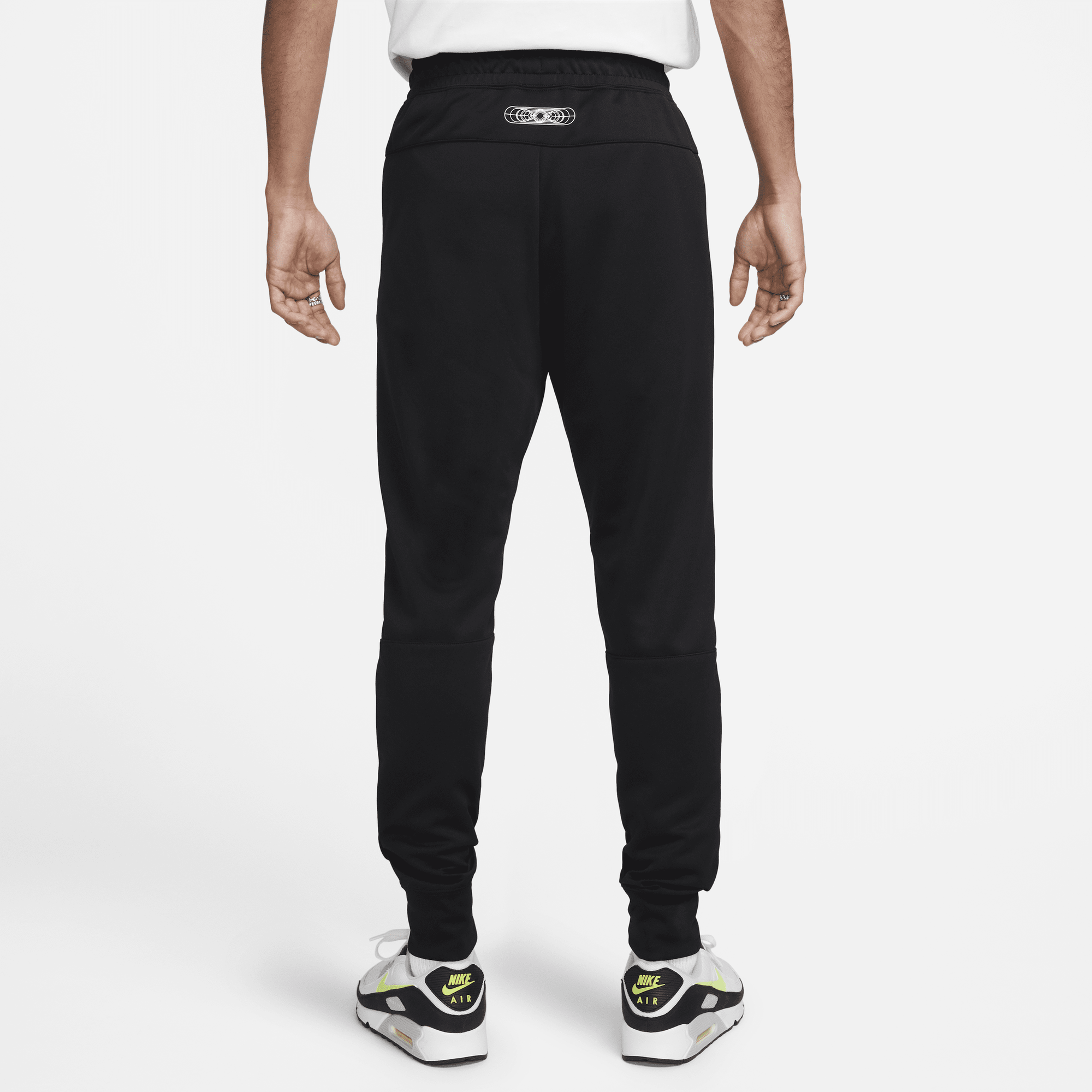 Nike joggers air deals max