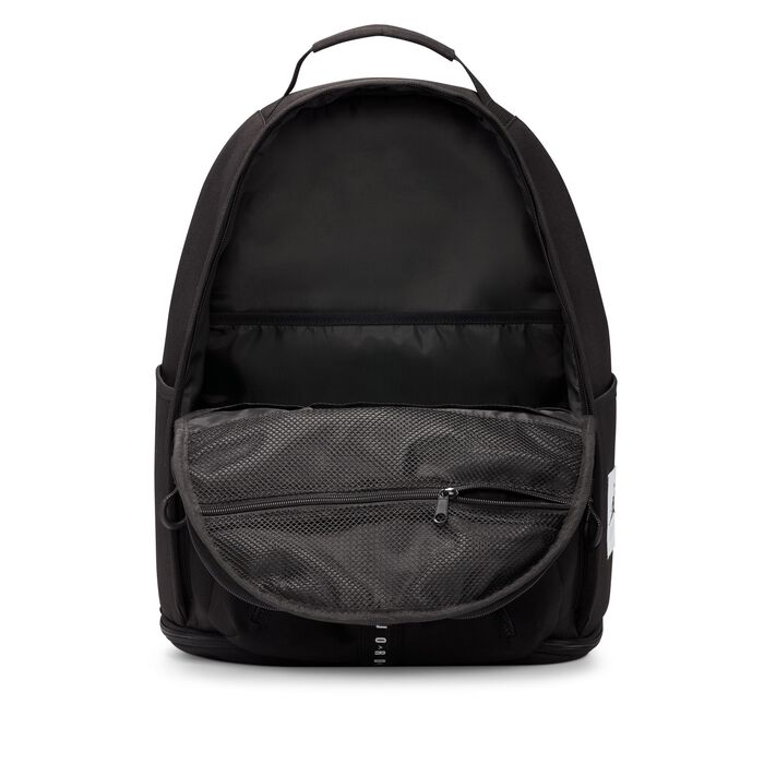 Nike shop 35l backpack