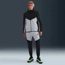 Nike Tech