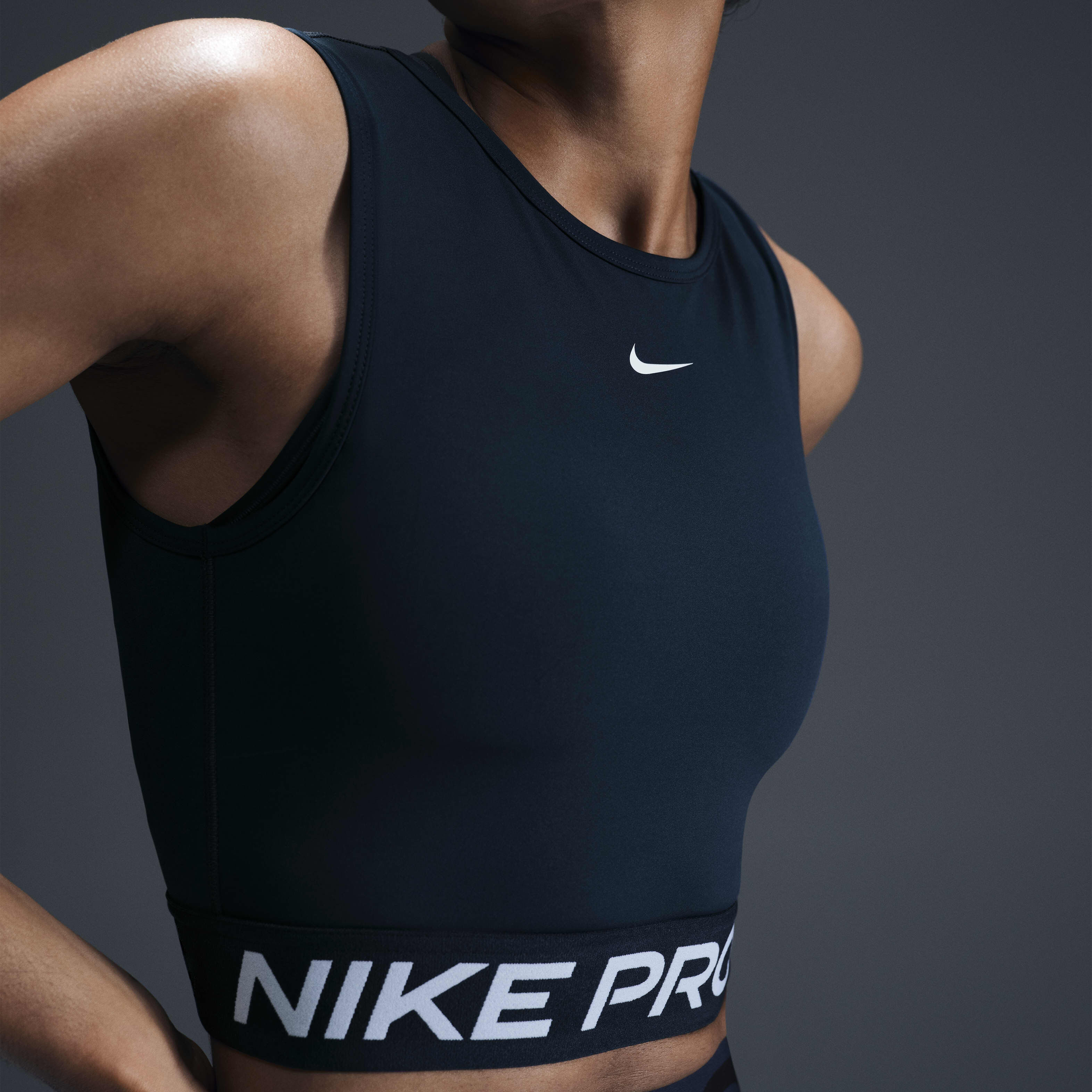 Nike Pro image number 0
