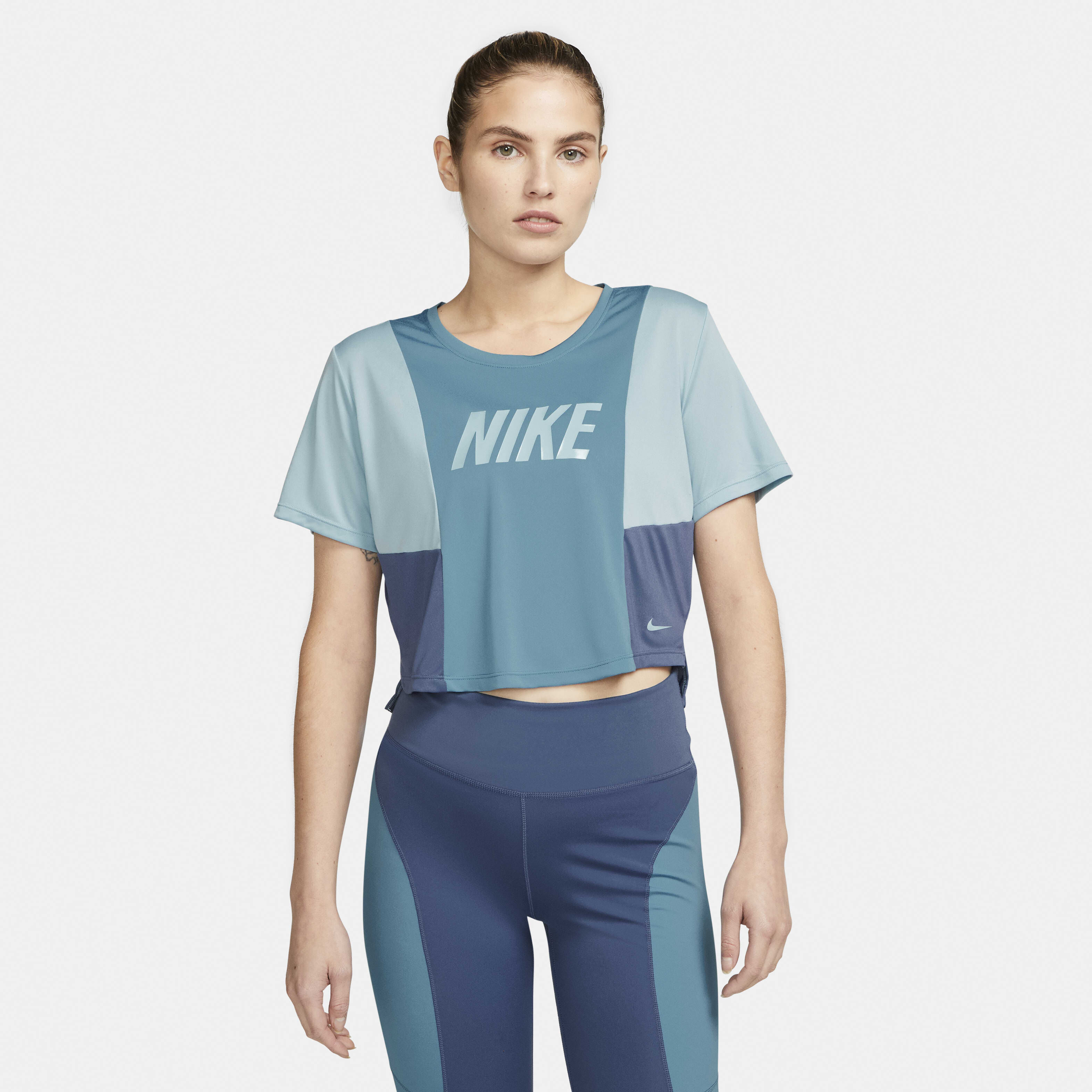 Nike color block crop top store