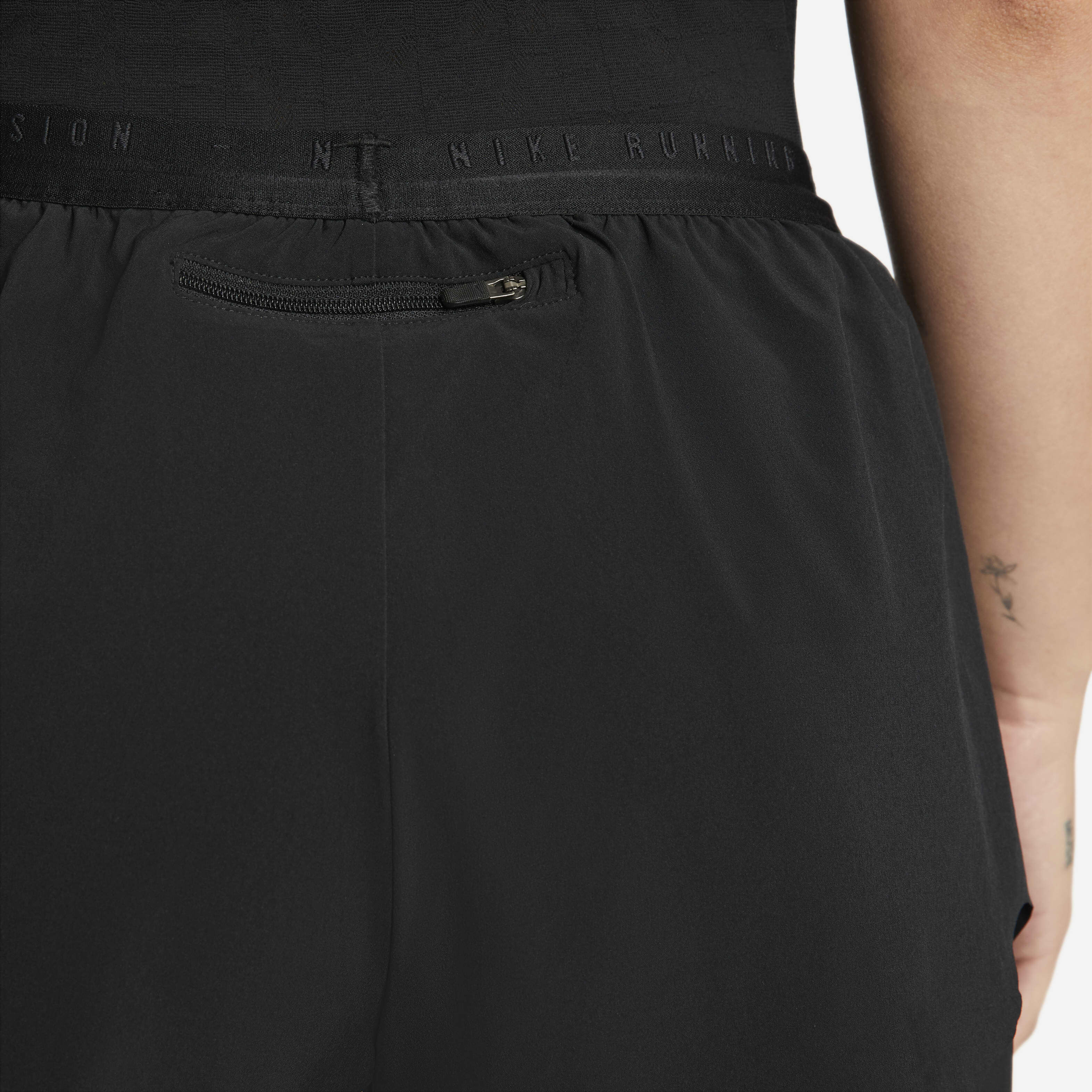 Nike Dri-FIT Run Division image number 5