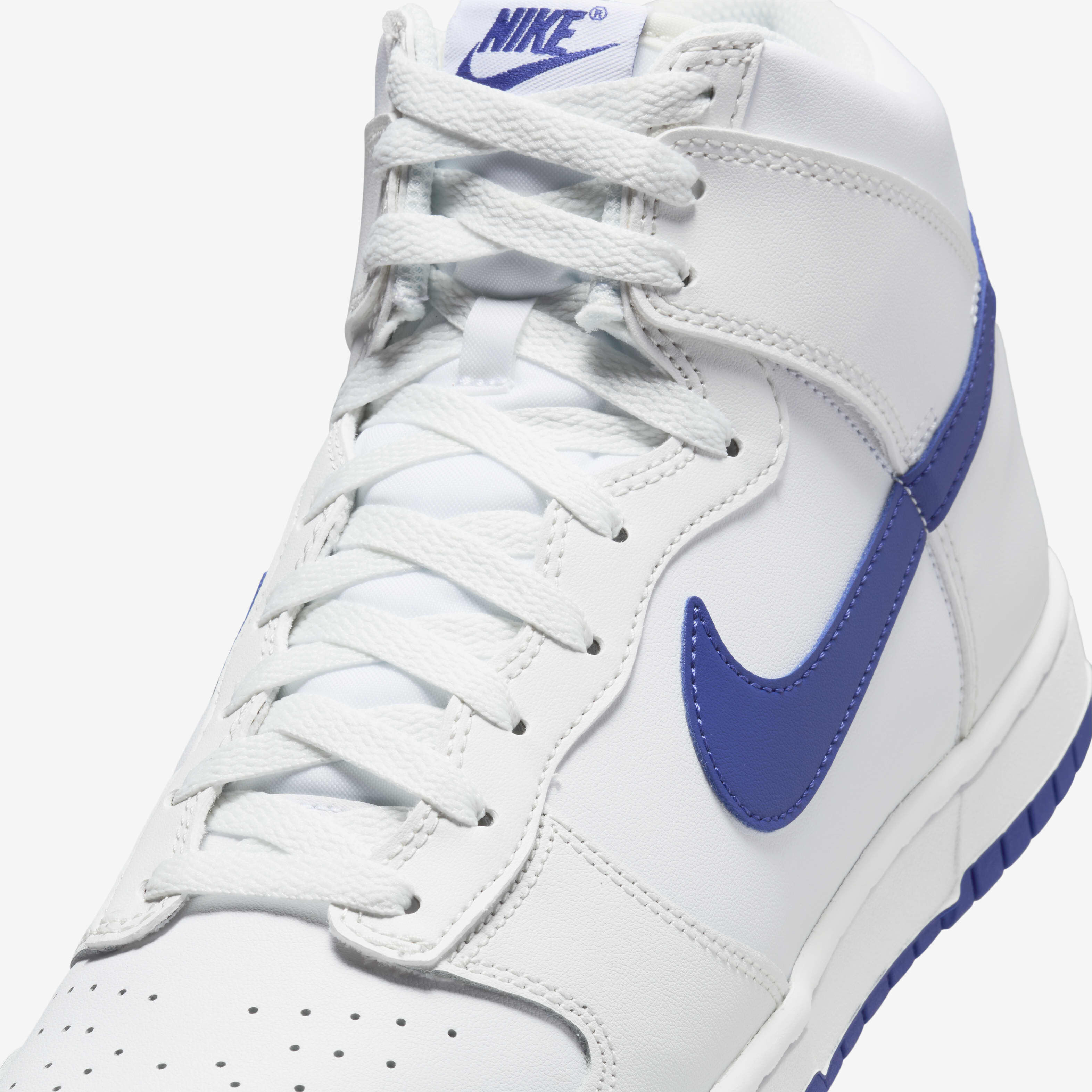 Nike Dunk Hi Retro image number 6