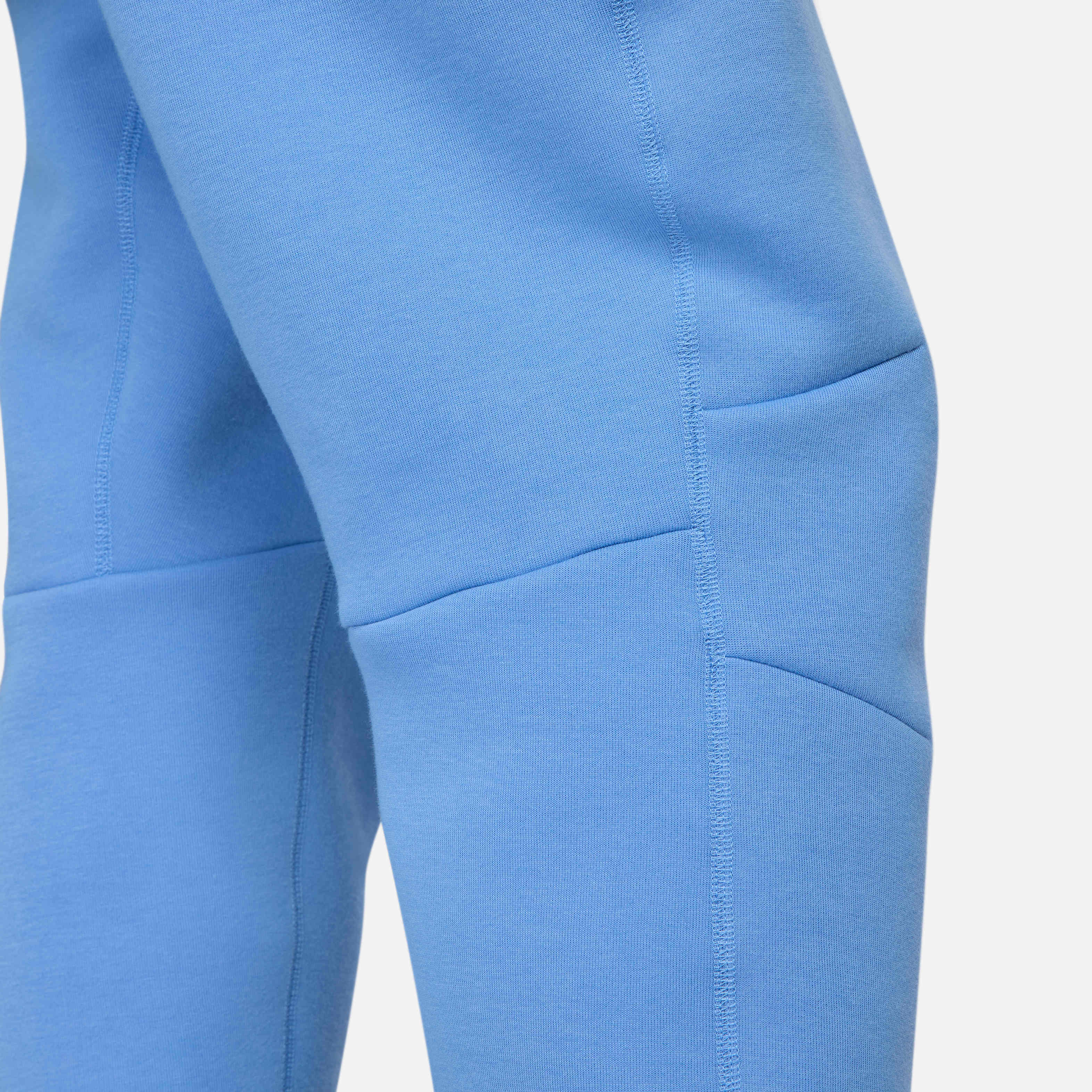 Nike Sportswear Tech Fleece image number 5