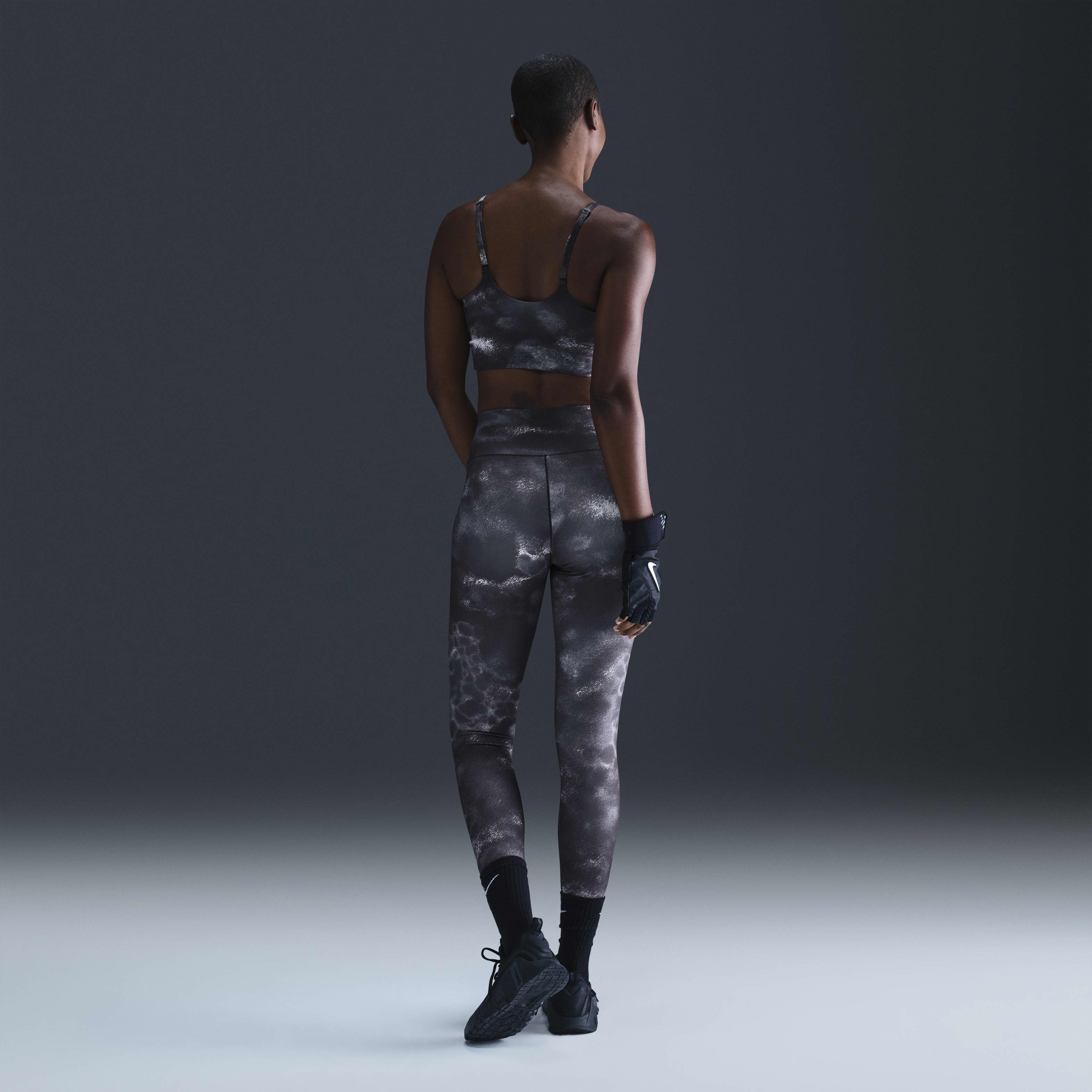 Nike One image number 3