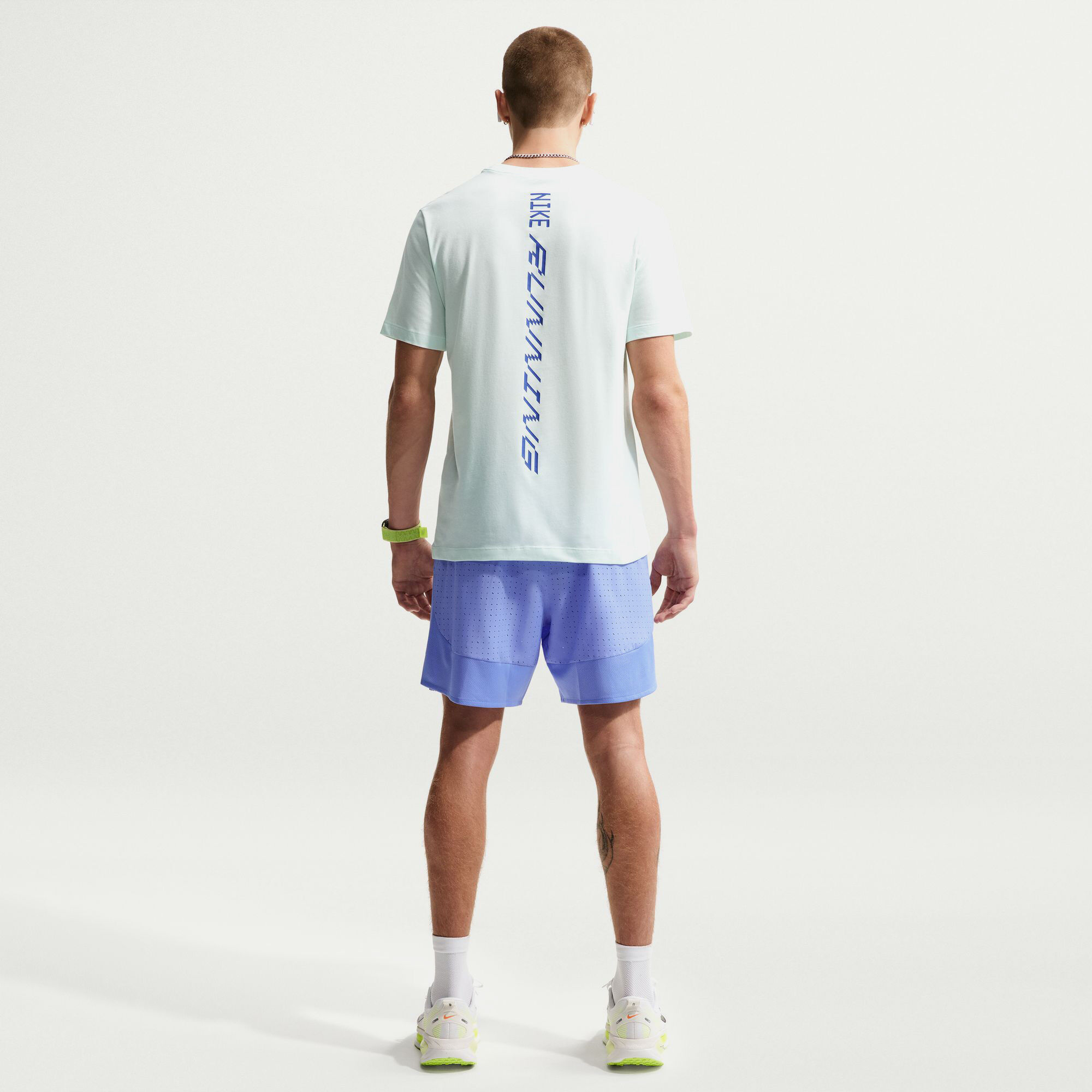 Nike AeroSwift image number 1