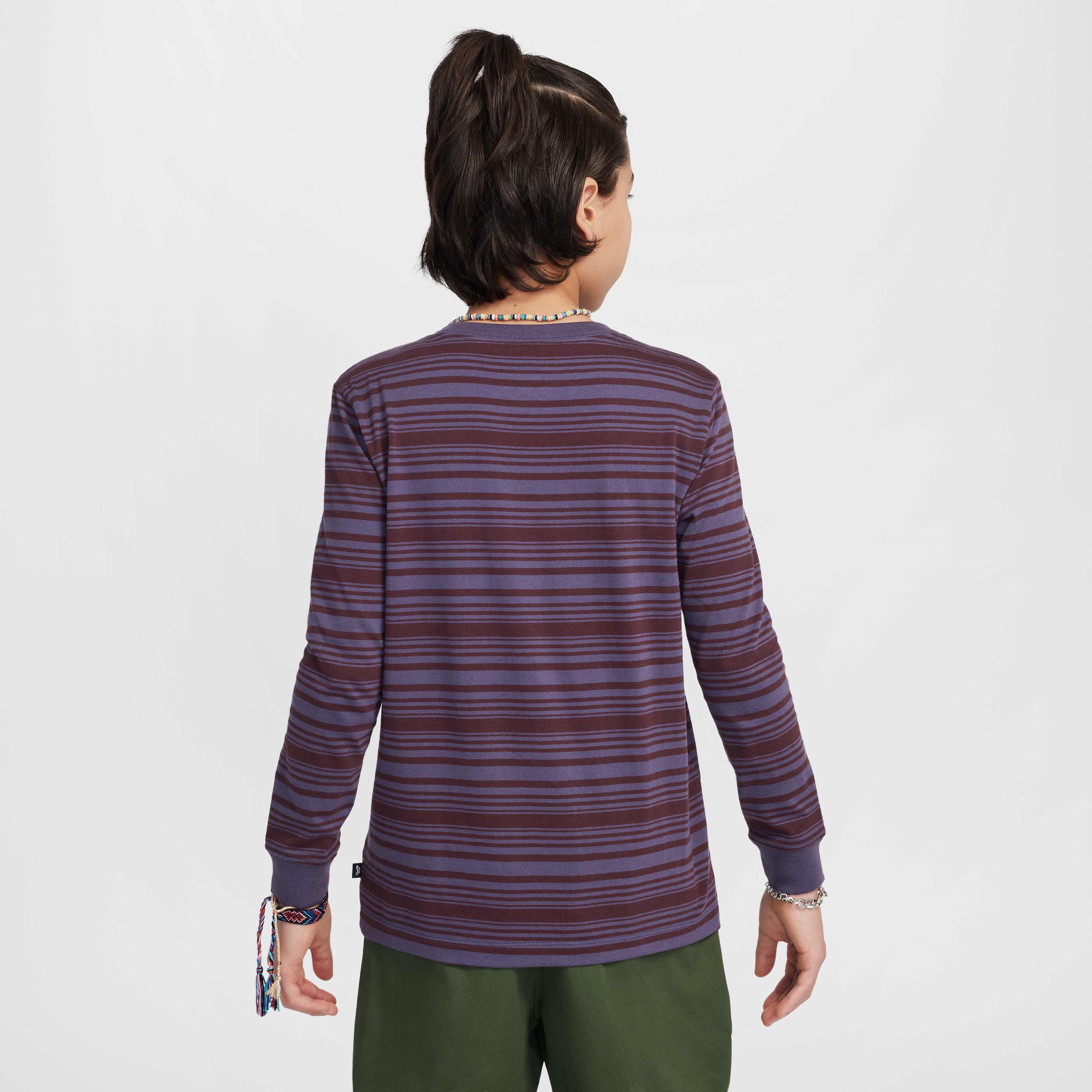 نايكي اس بي image number 1