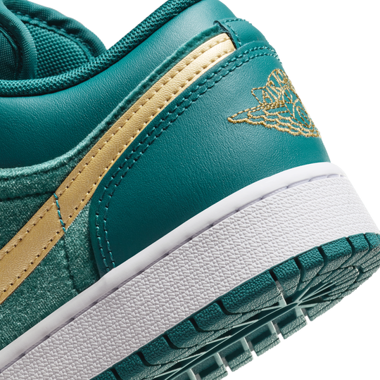 Aj1 low 2025 mystic green