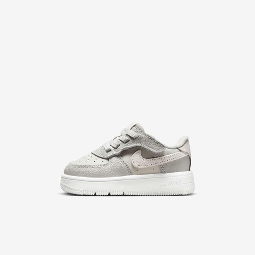 Nike Force 1 Low LV8 EasyOn